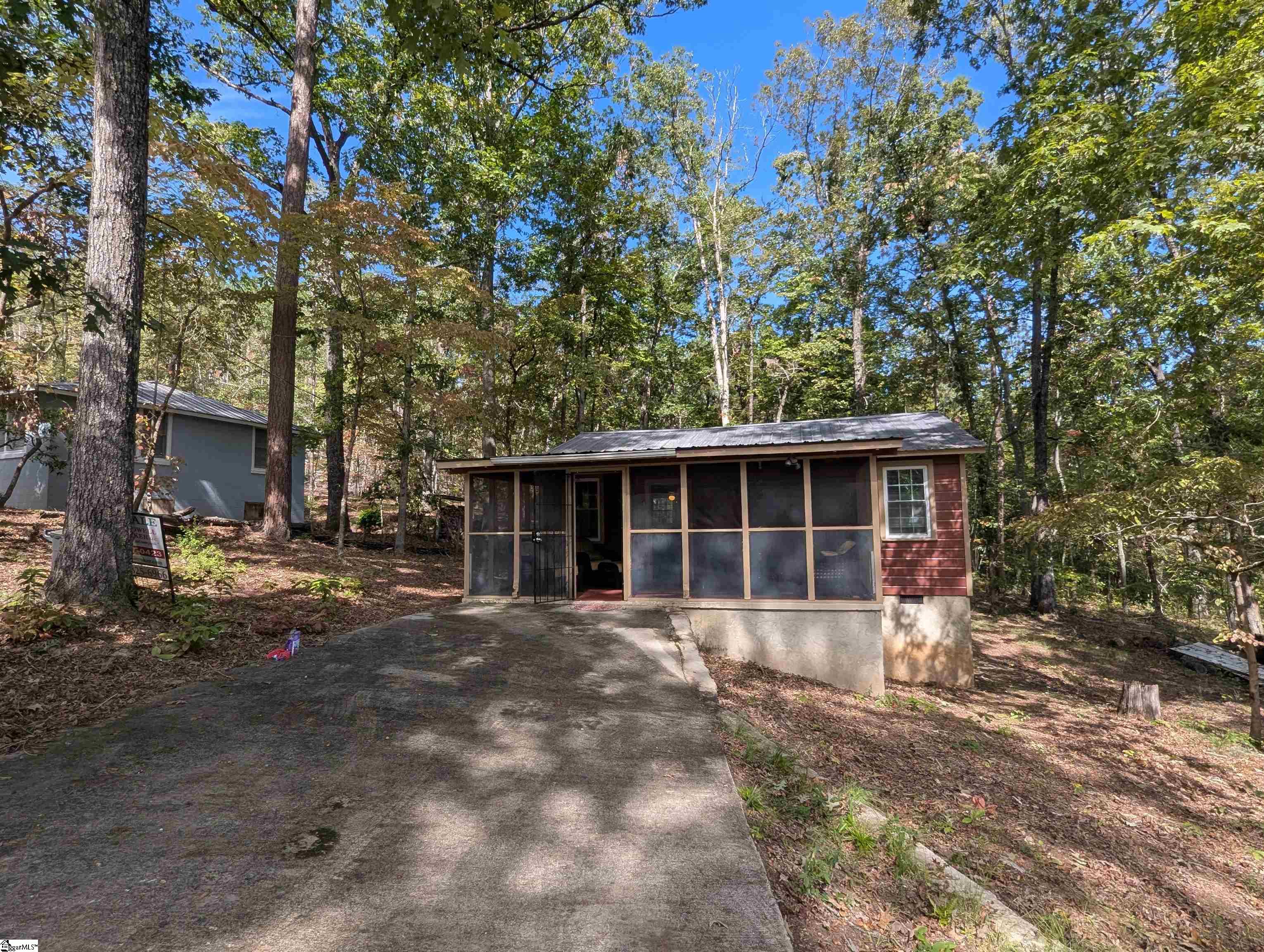 209 N Skyland Drive Cleveland, SC 29635