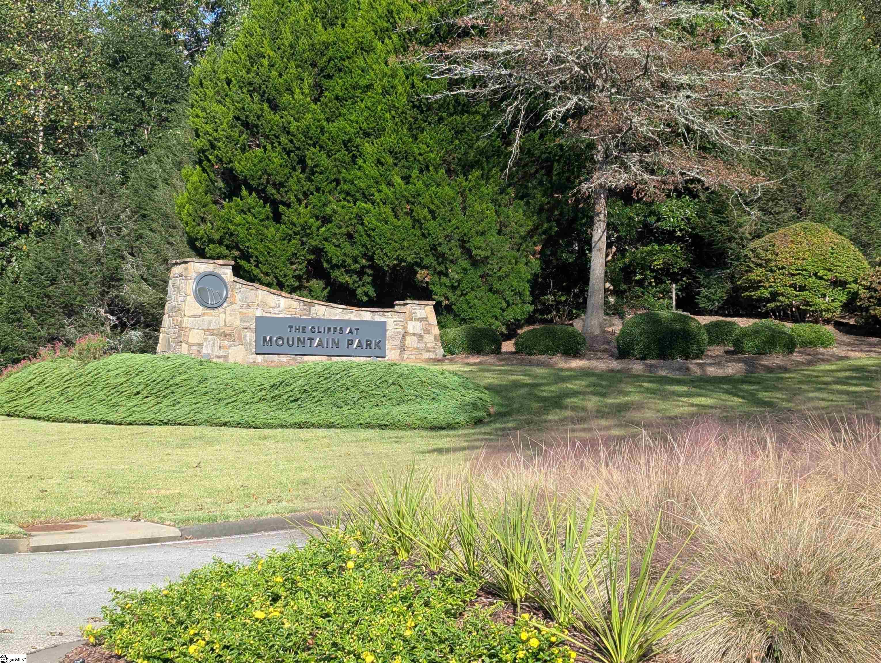 209 N Skyland Drive Cleveland, SC 29635