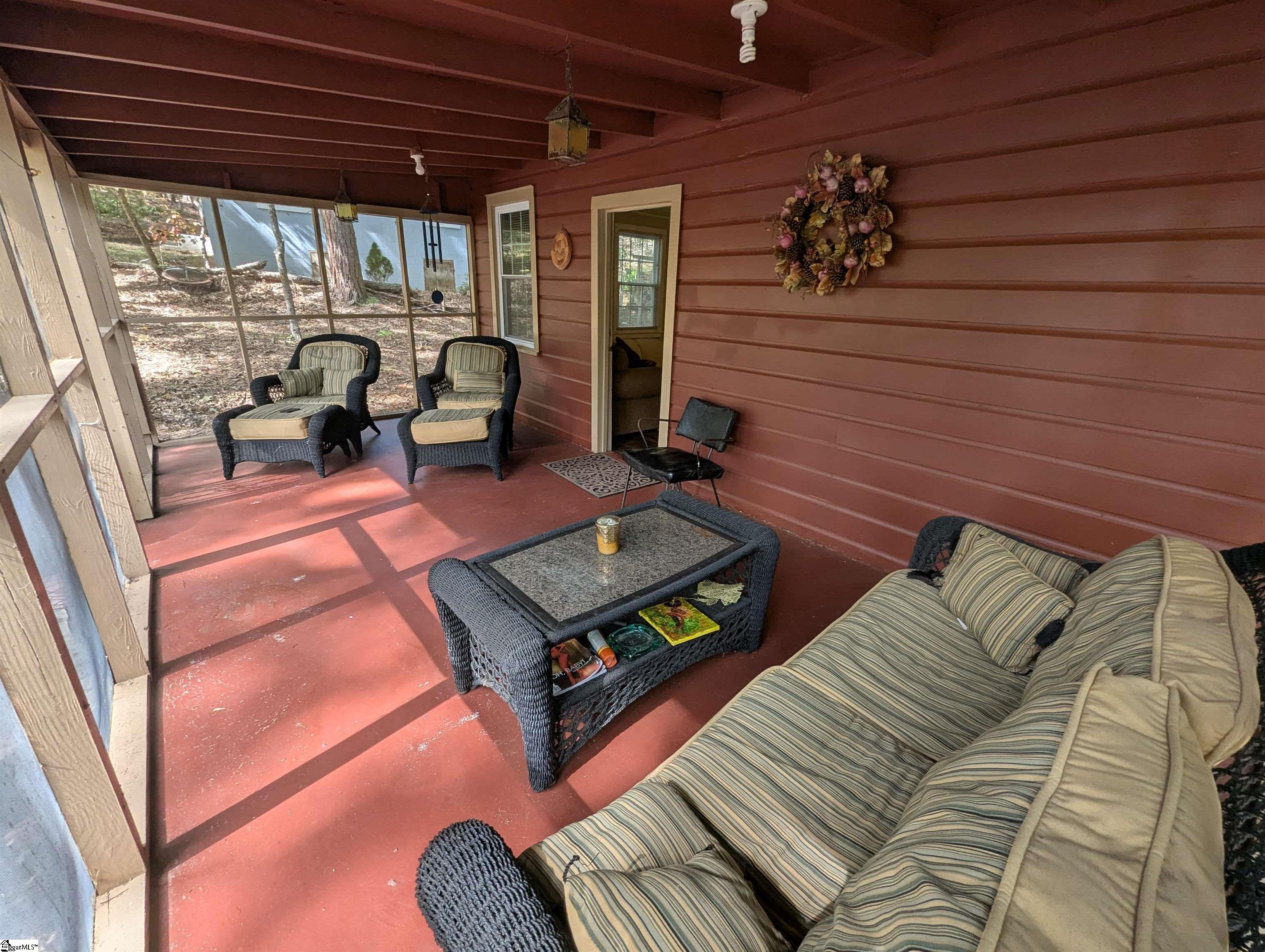 209 N Skyland Drive Cleveland, SC 29635