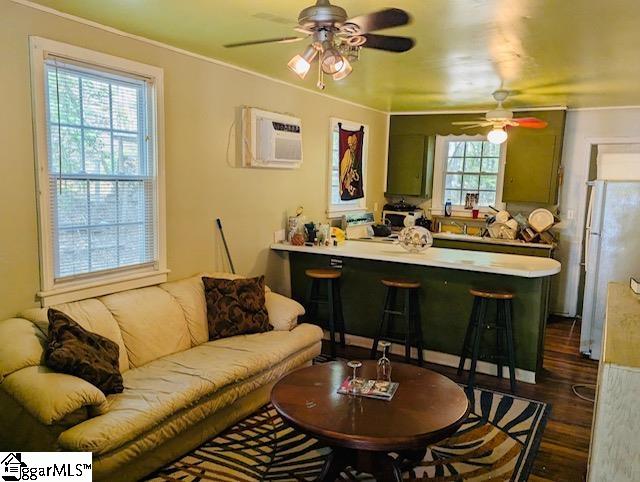 209 N Skyland Drive Cleveland, SC 29635