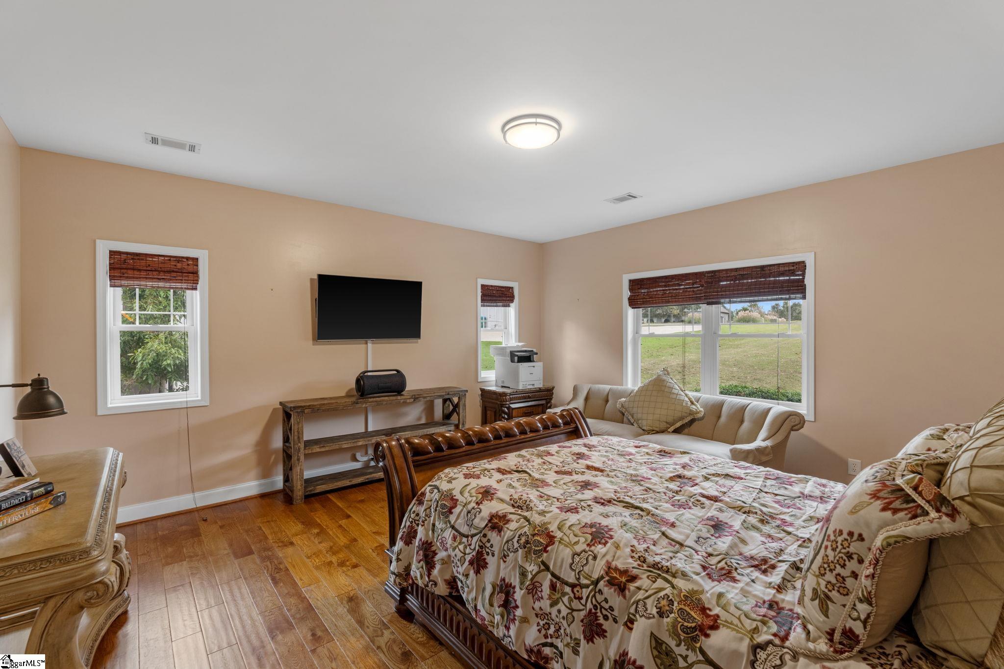 35 Villa Court Hartwell, GA 30643