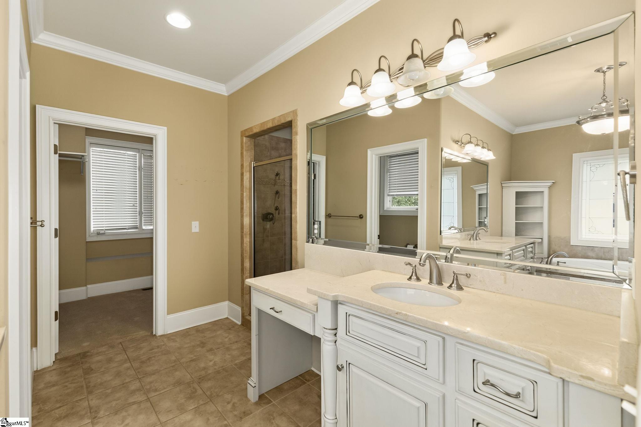 907 Sugar Oak Court Simpsonville, SC 29680