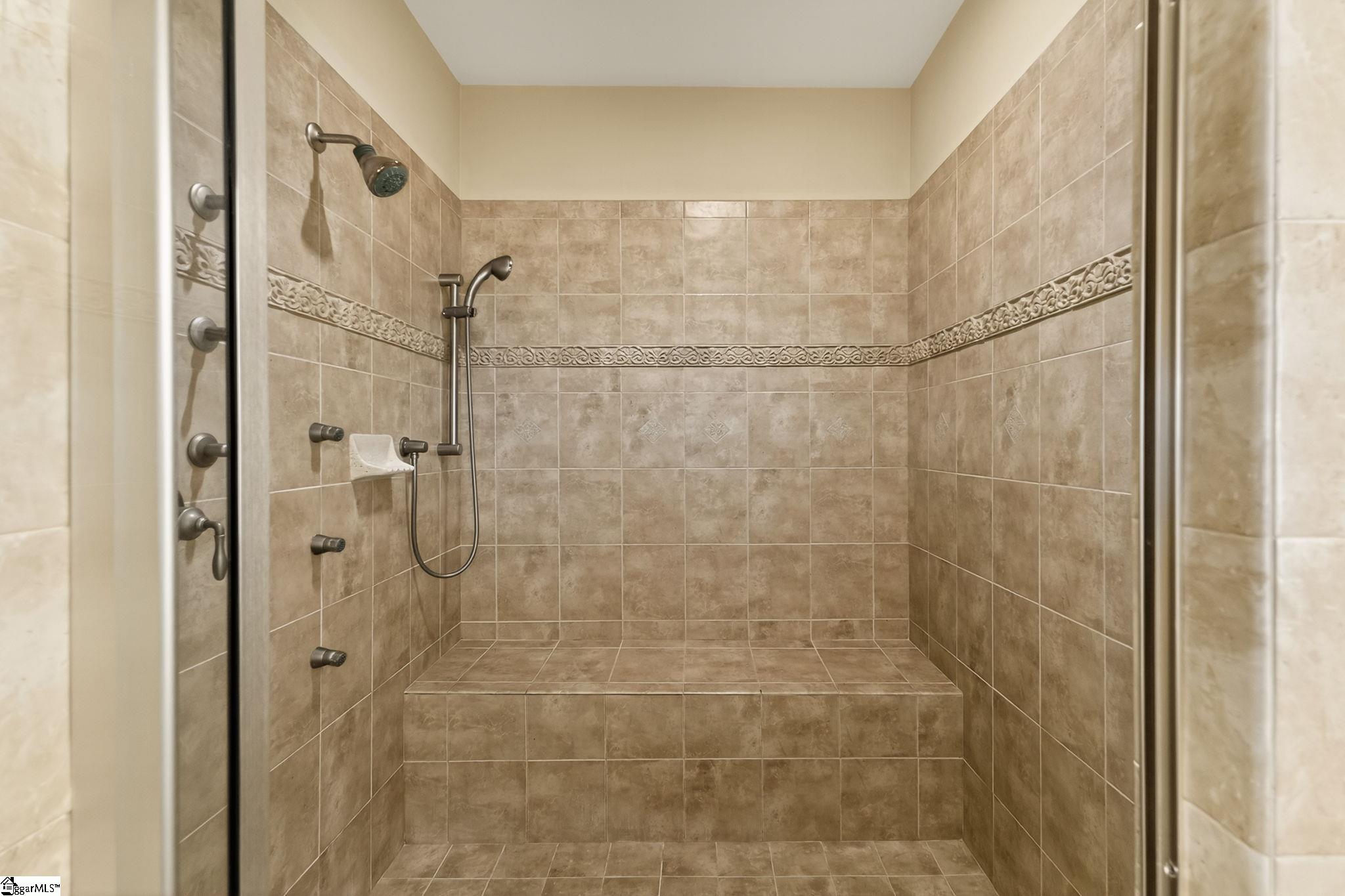 907 Sugar Oak Court Simpsonville, SC 29680