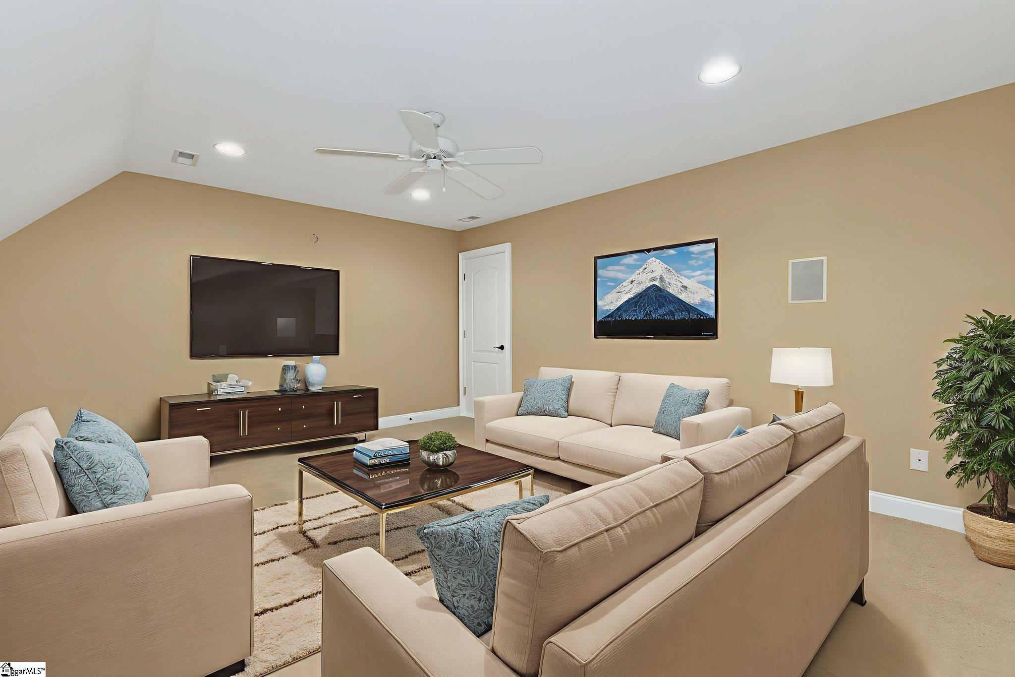 907 Sugar Oak Court Simpsonville, SC 29680
