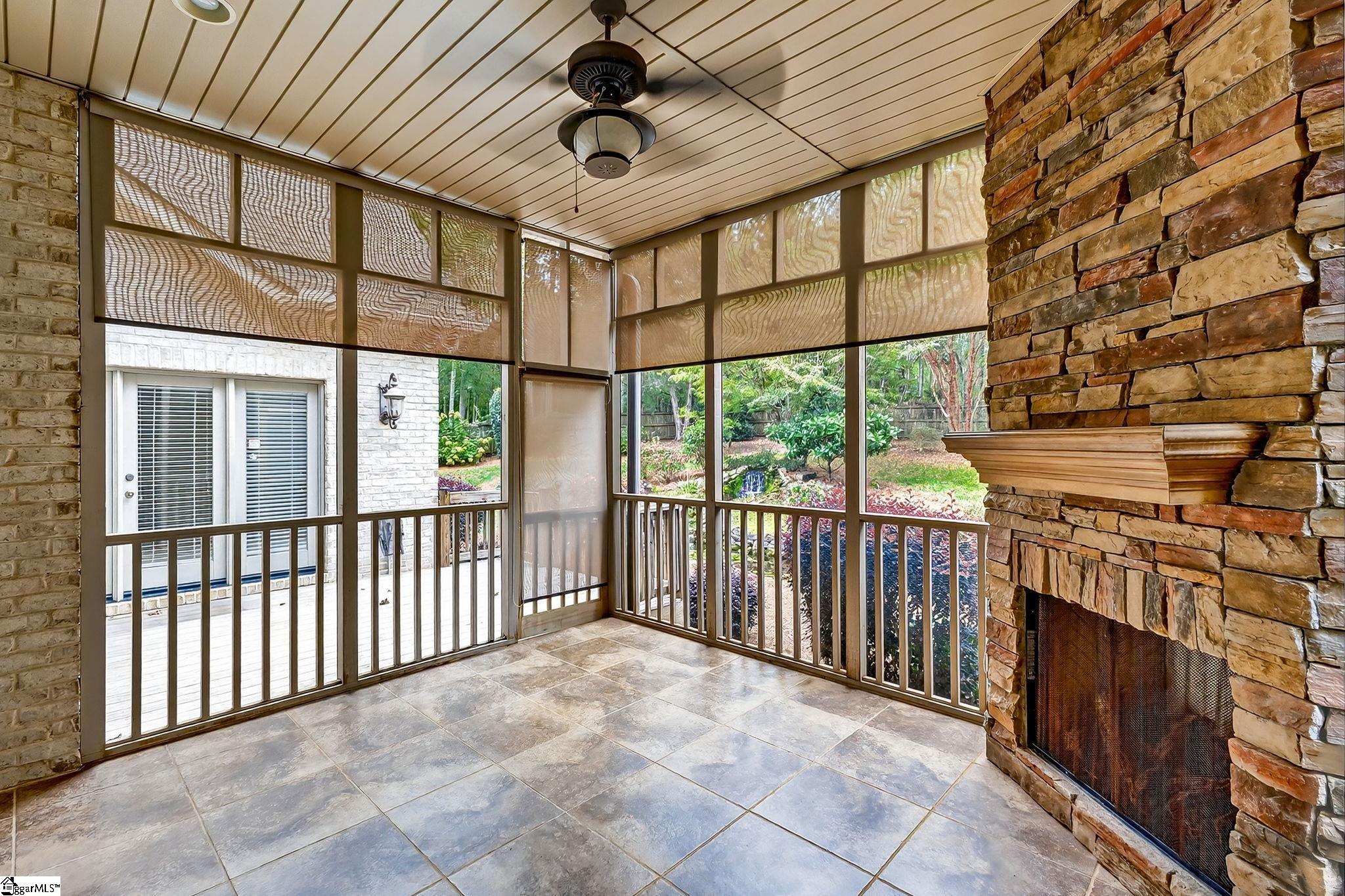 907 Sugar Oak Court Simpsonville, SC 29680