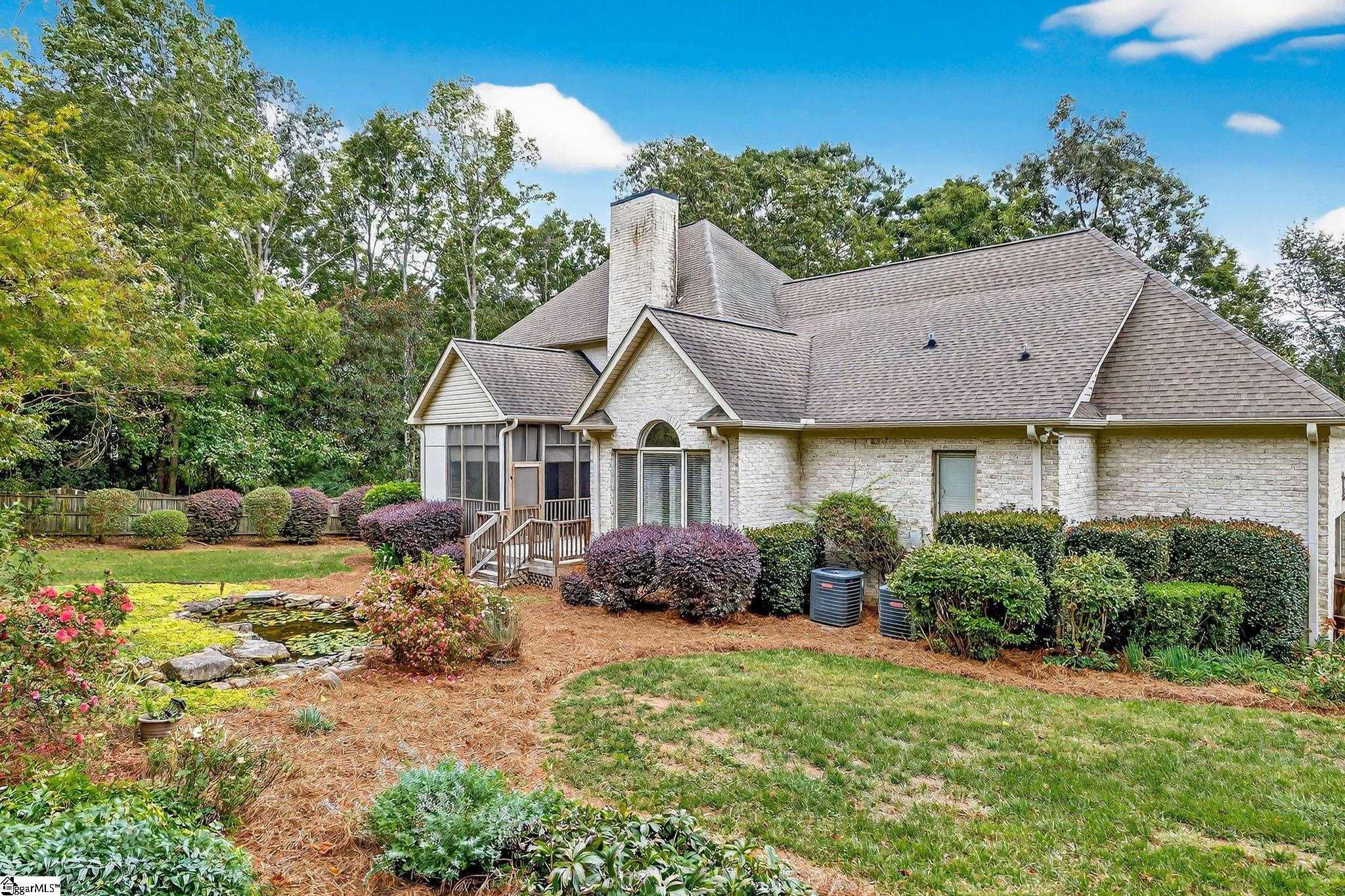 907 Sugar Oak Court Simpsonville, SC 29680