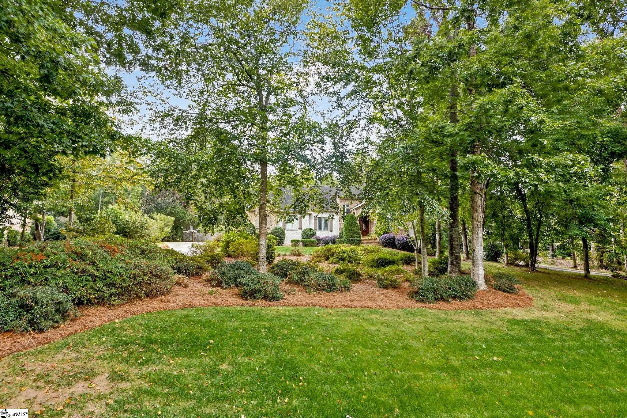 907 Sugar Oak Court Simpsonville, SC 29680