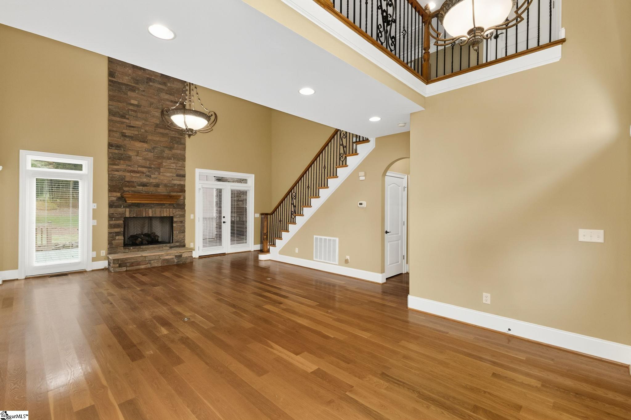 907 Sugar Oak Court Simpsonville, SC 29680