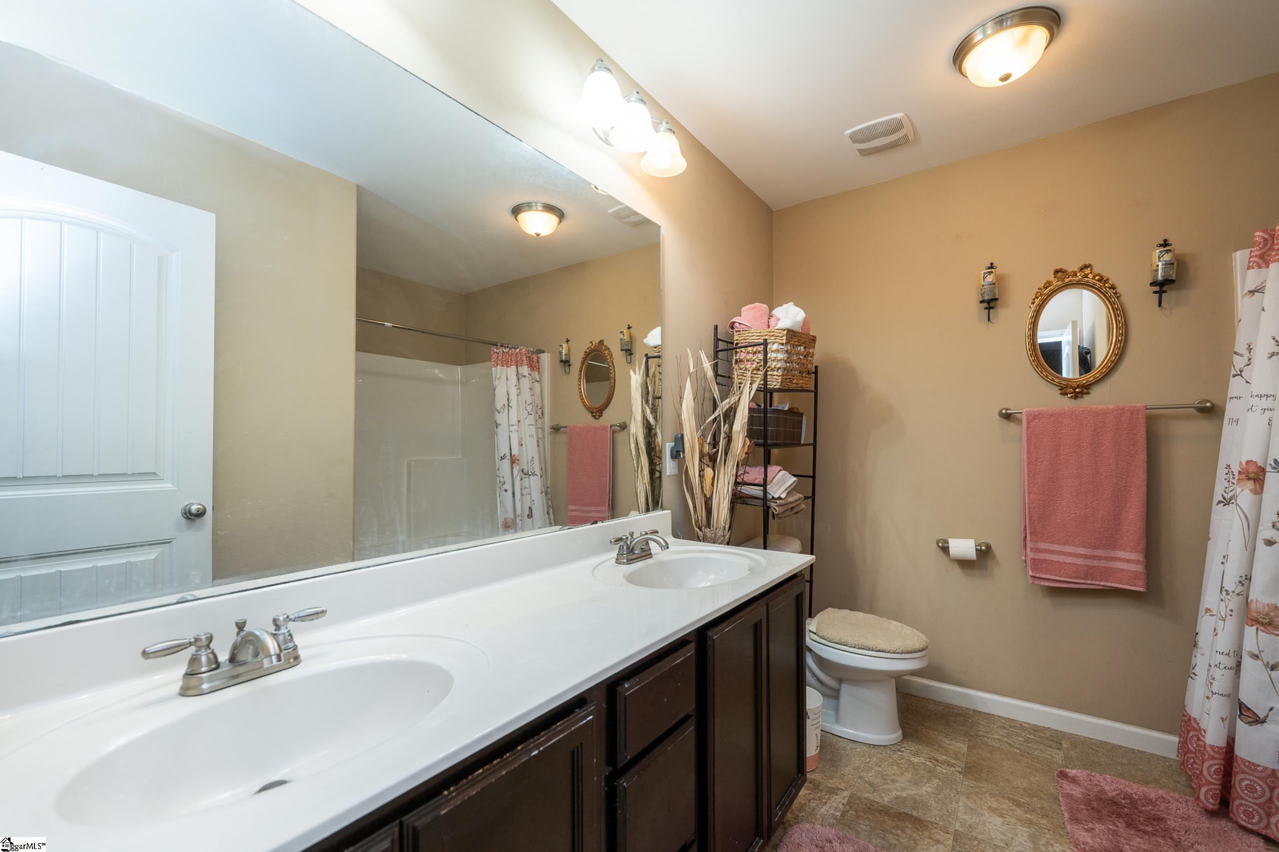 197 Tiara Ridge Lane Duncan, SC 29334