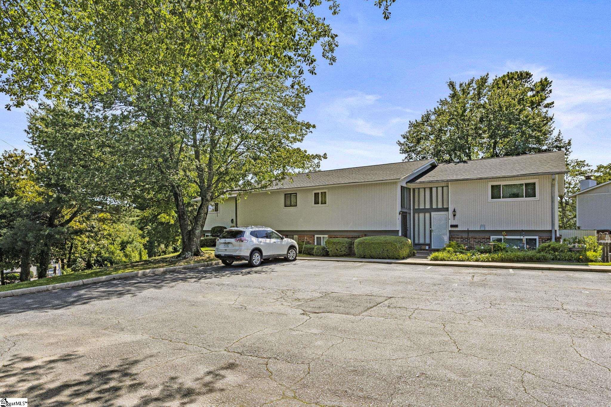 1 Briarcreek Place Greenville, SC 29615
