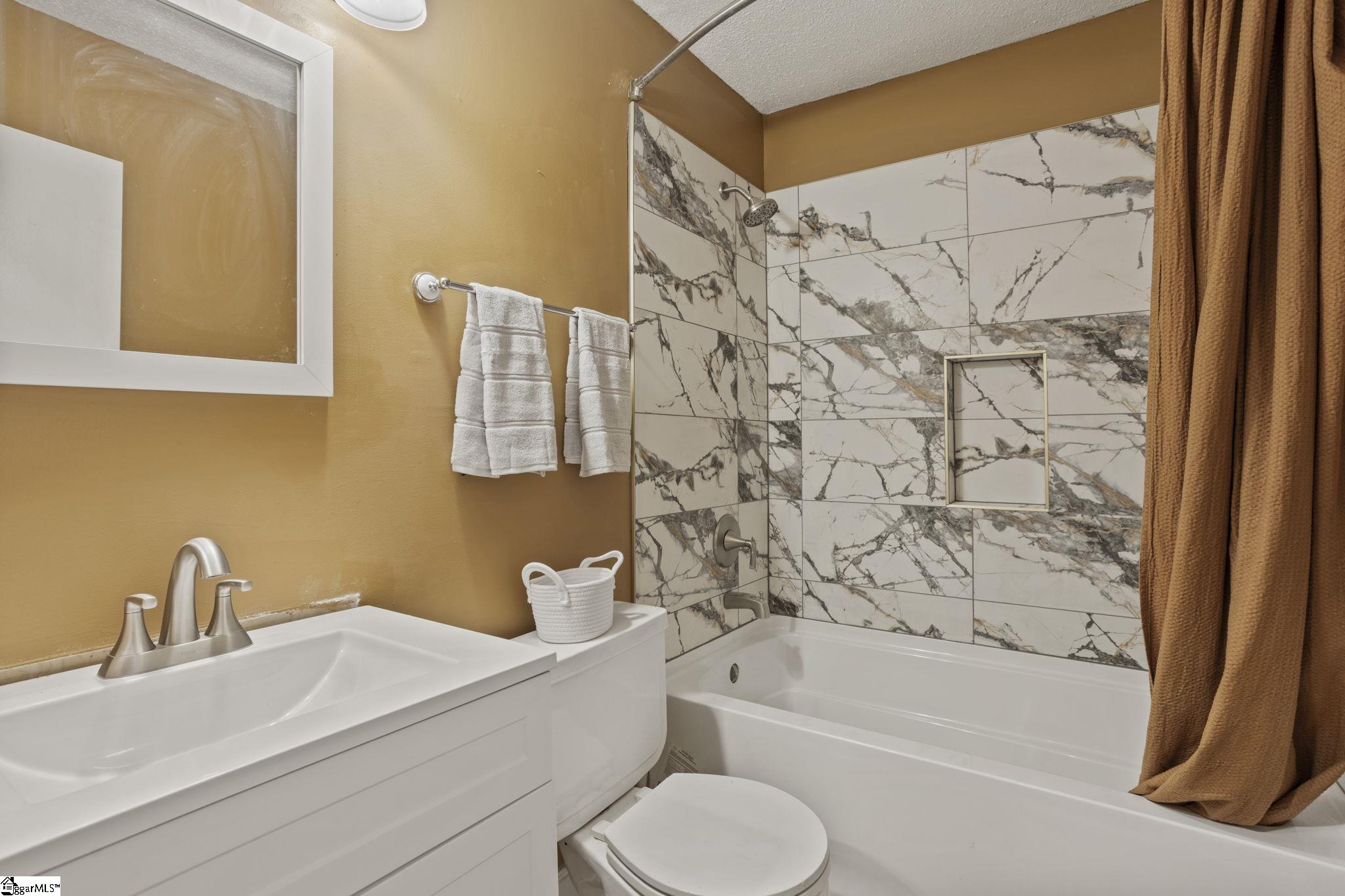 1 Briarcreek Place Greenville, SC 29615
