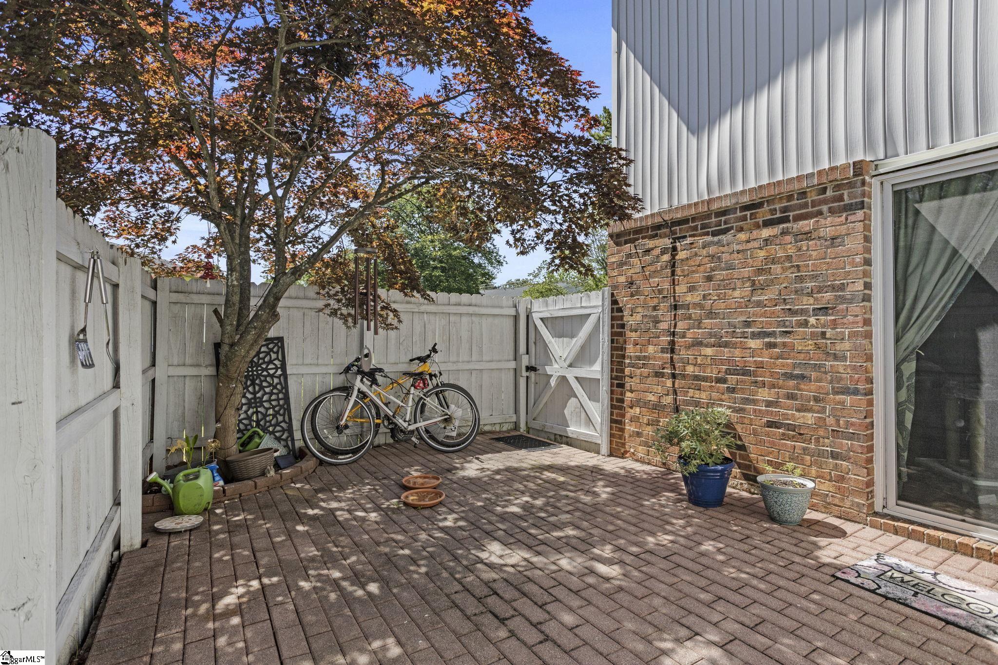 1 Briarcreek Place Greenville, SC 29615