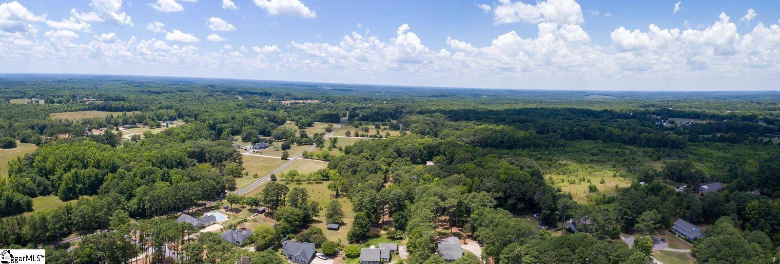 640 Dial Place Road Laurens, SC 29360