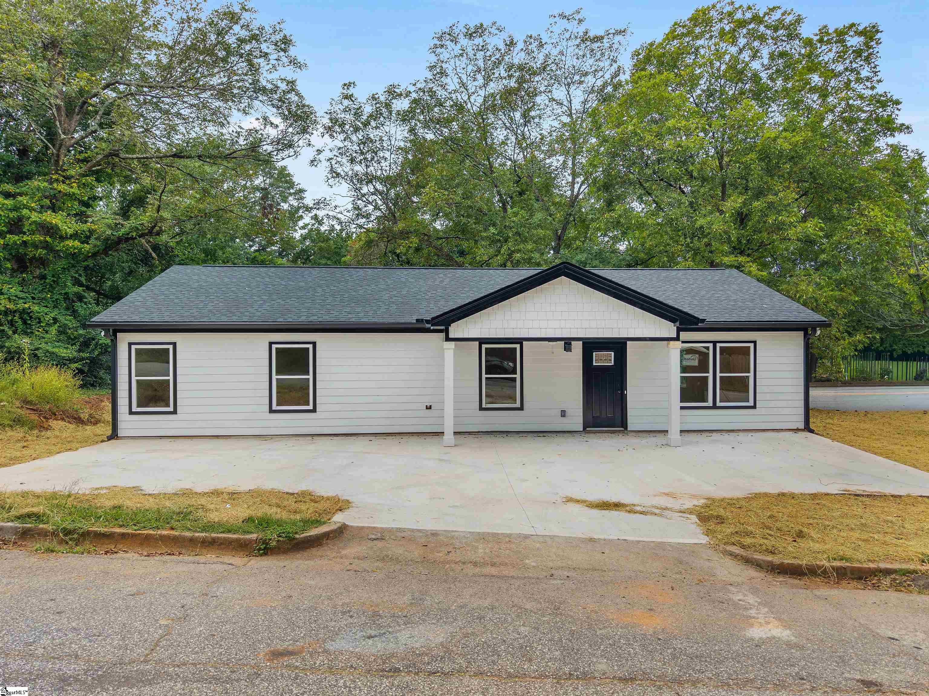 1606 S Murray Avenue Extension Anderson, SC 29624