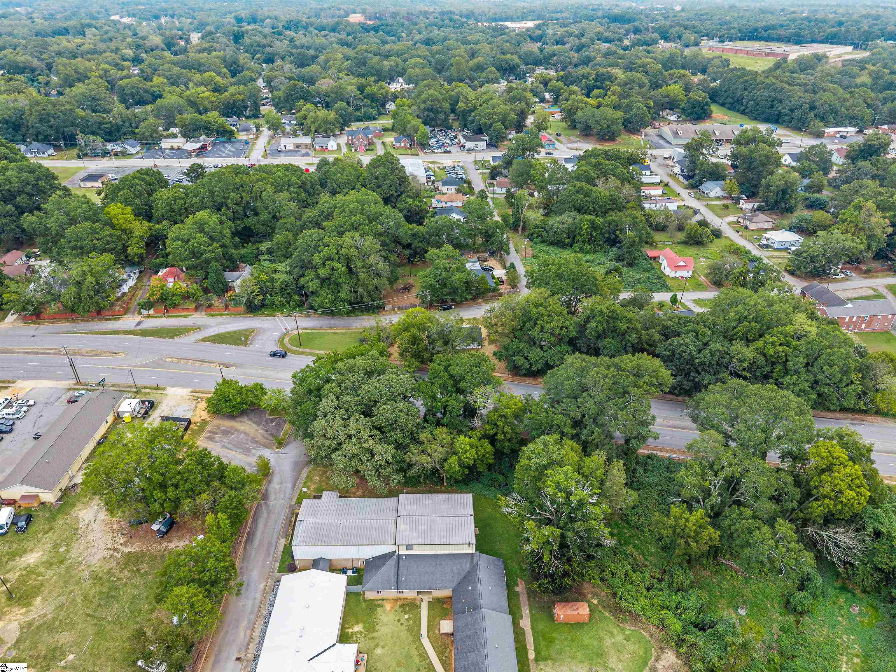 1606 S Murray Avenue Extension Anderson, SC 29624