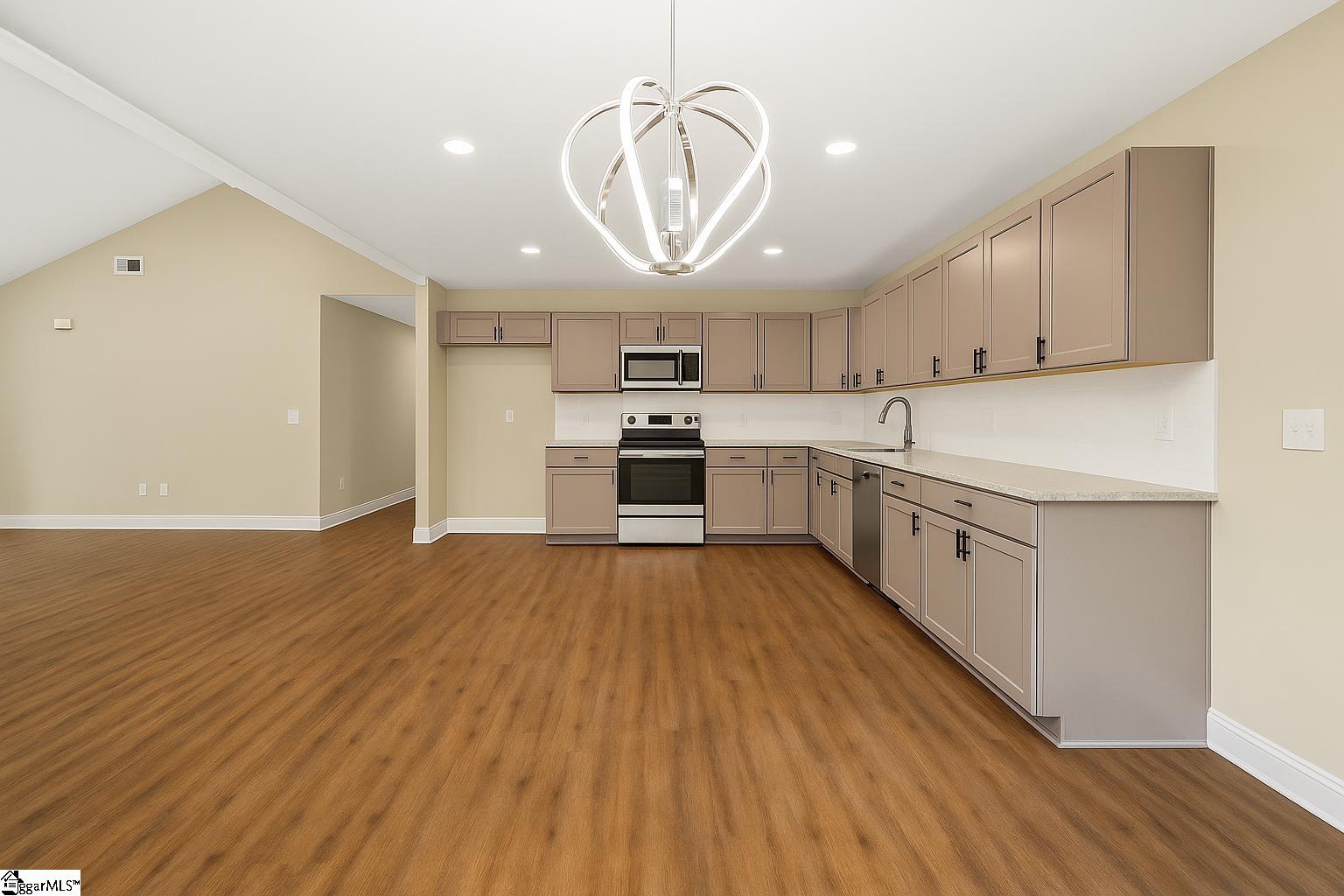 1606 S Murray Avenue Extension Anderson, SC 29624