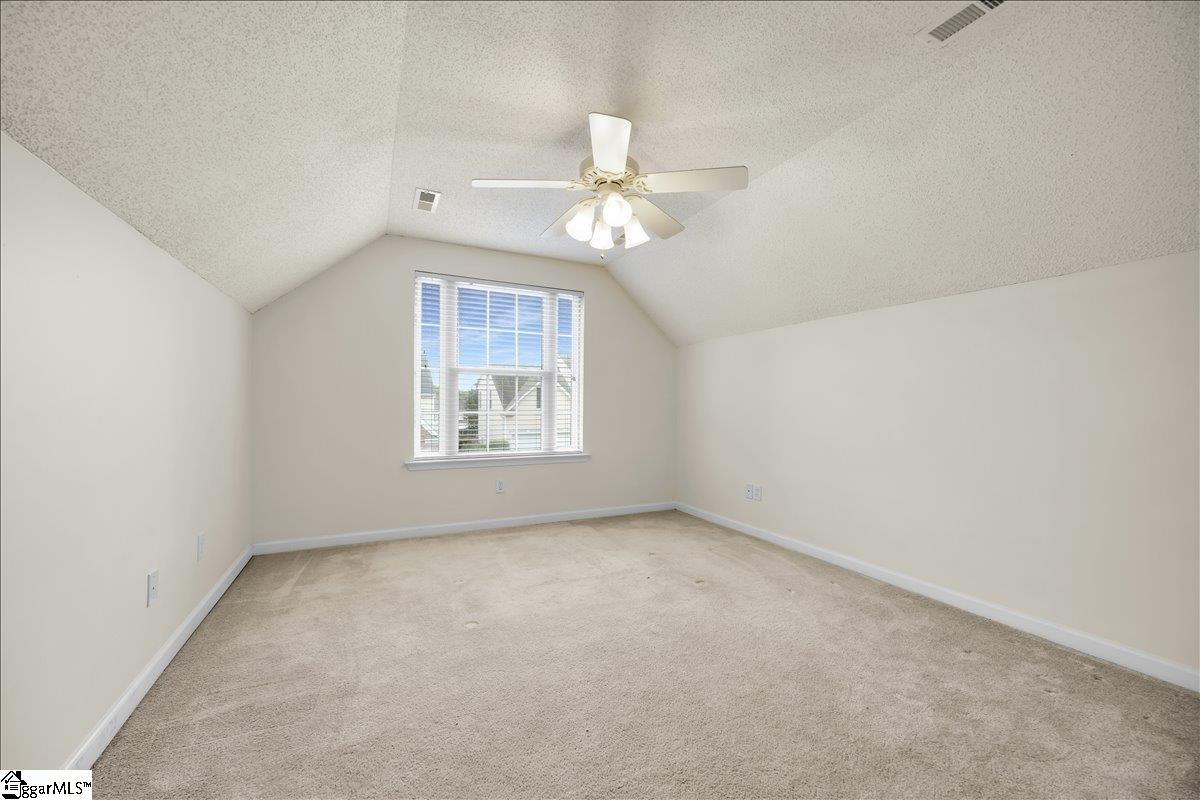 17 Smokehouse Drive Simpsonville, SC 29681