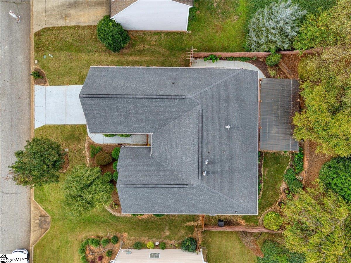 17 Smokehouse Drive Simpsonville, SC 29681
