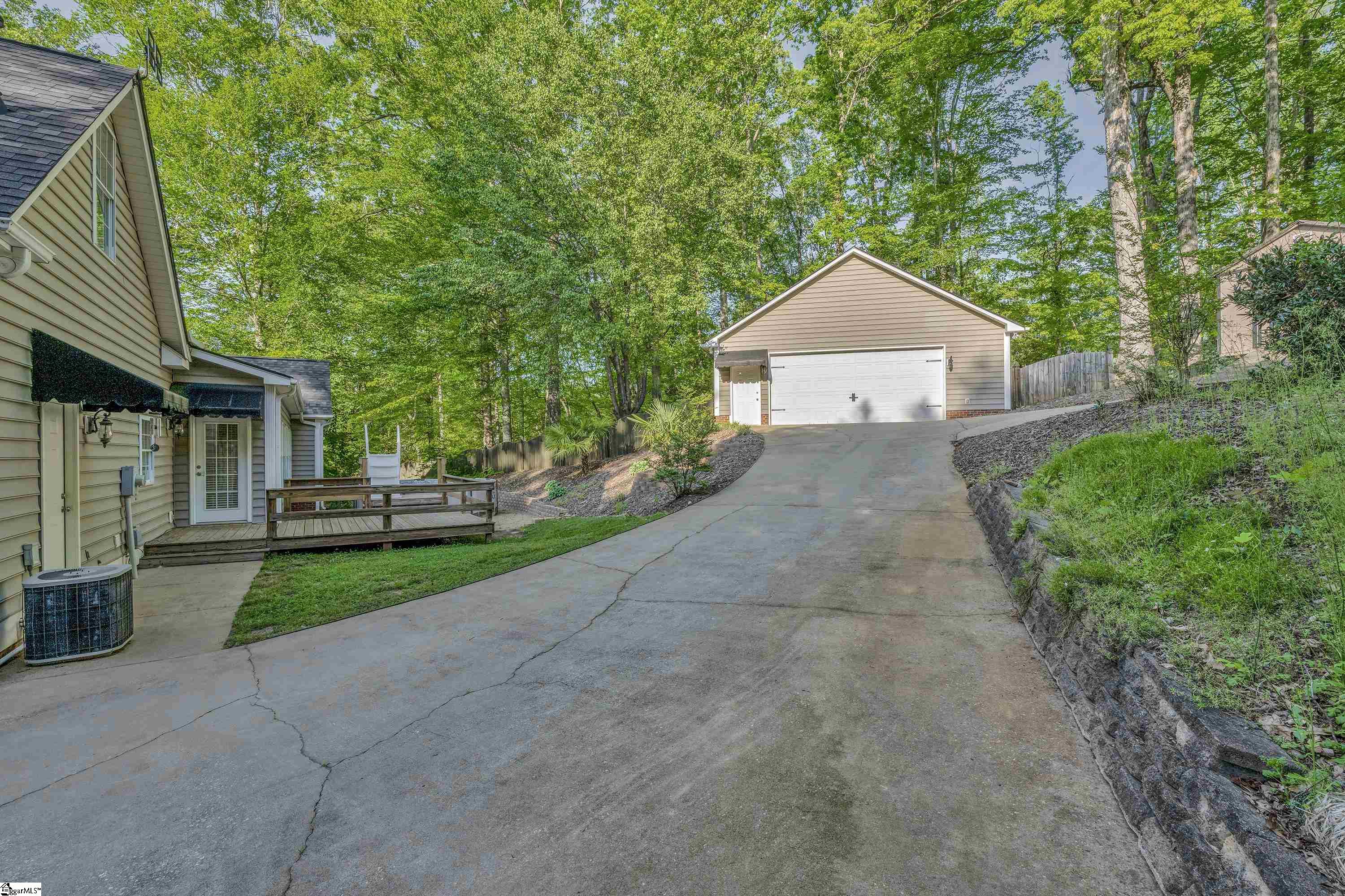 471 Sandalwood Drive Easley, SC 29640