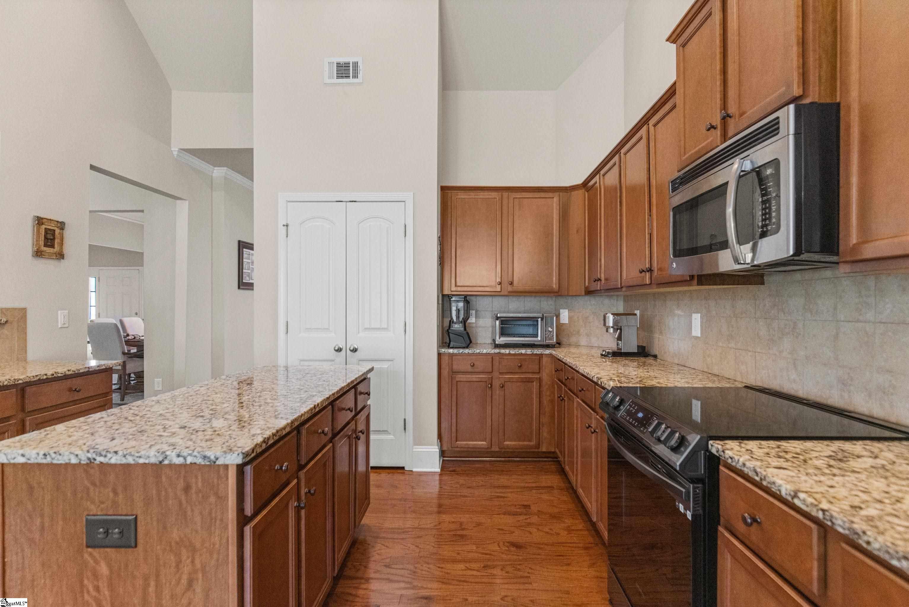 14 Latherton Court Greenville, SC 29607
