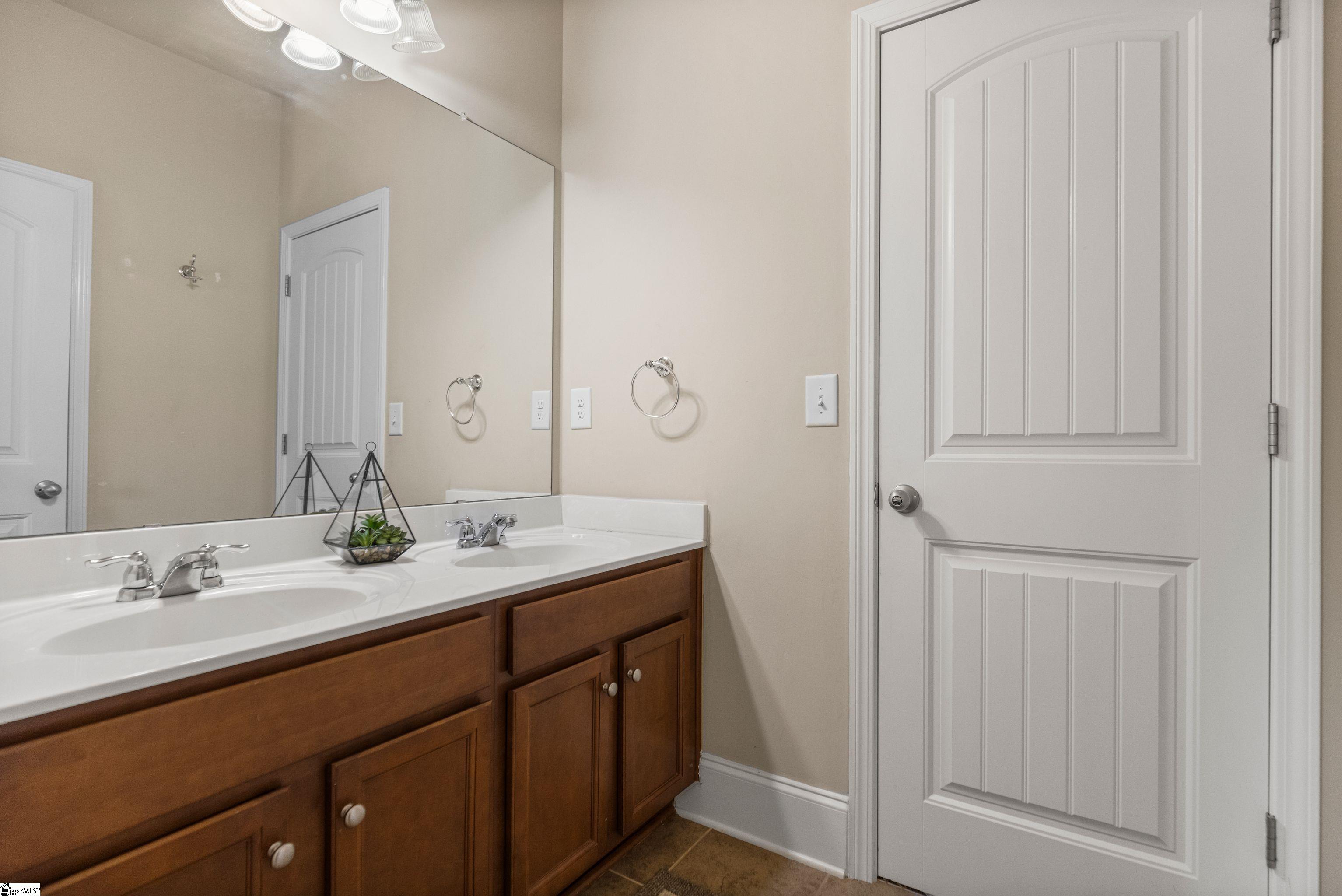 14 Latherton Court Greenville, SC 29607