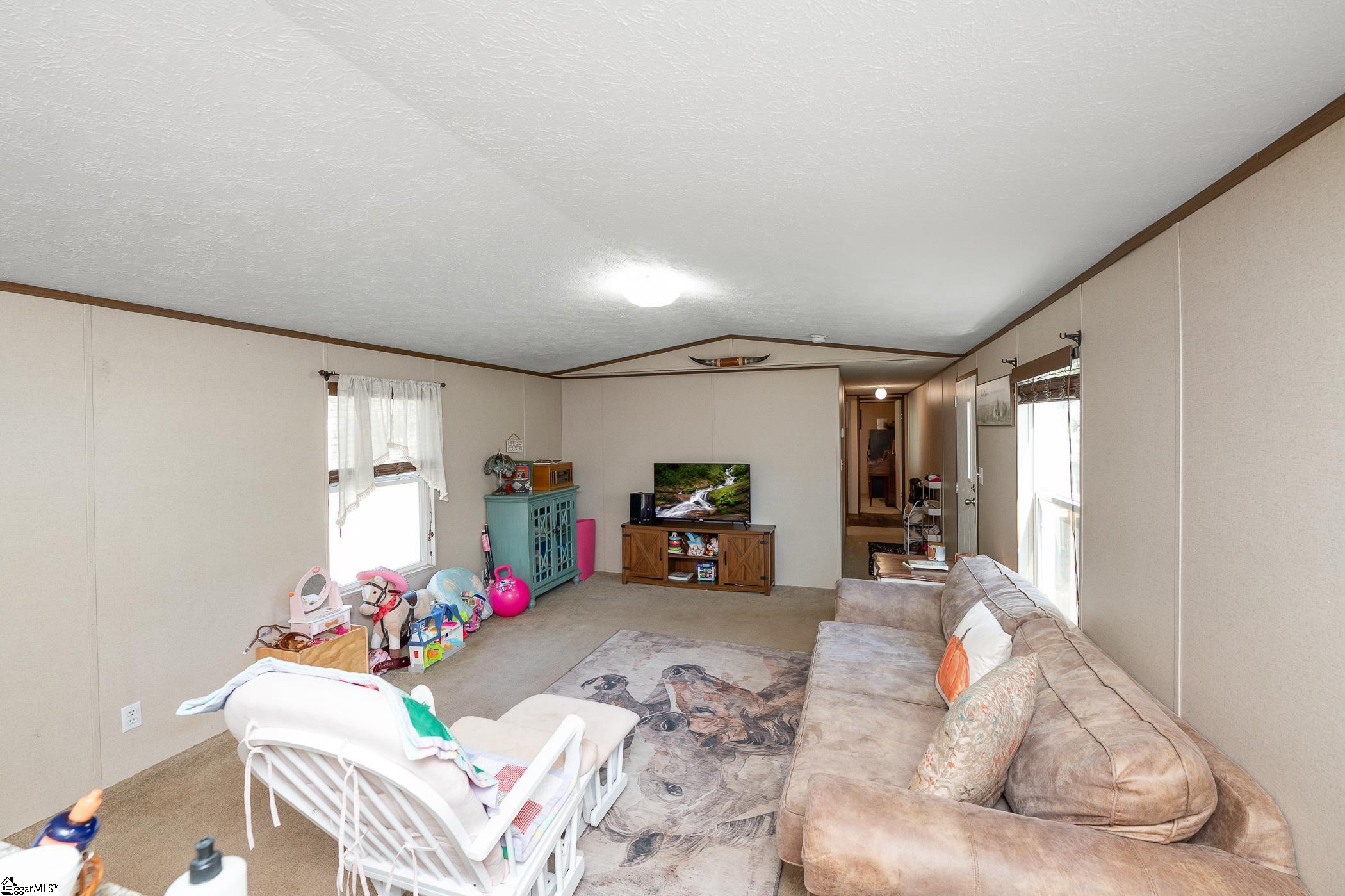 372 Powerhouse Road Ware Shoals, SC 29692