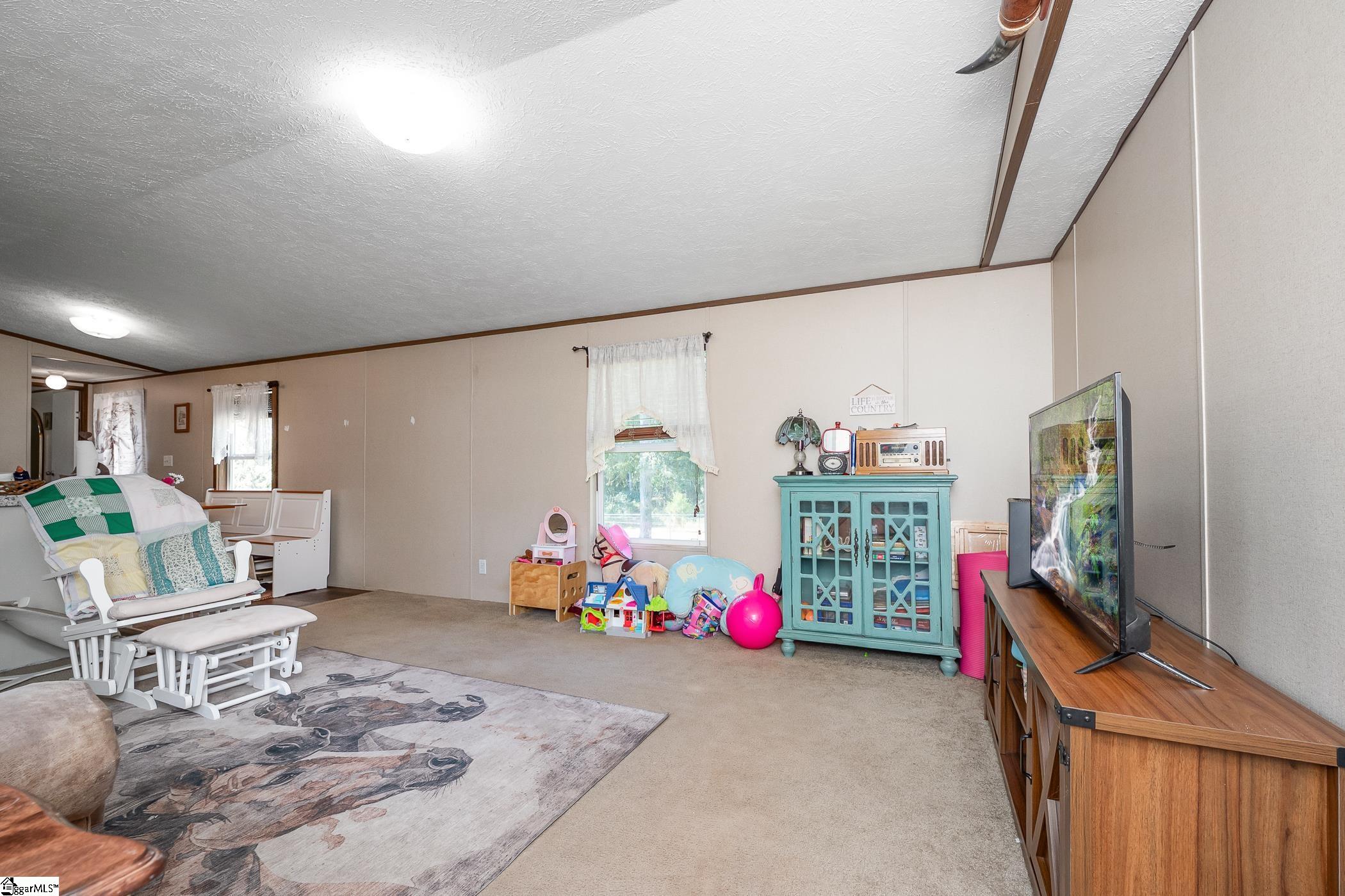 372 Powerhouse Road Ware Shoals, SC 29692