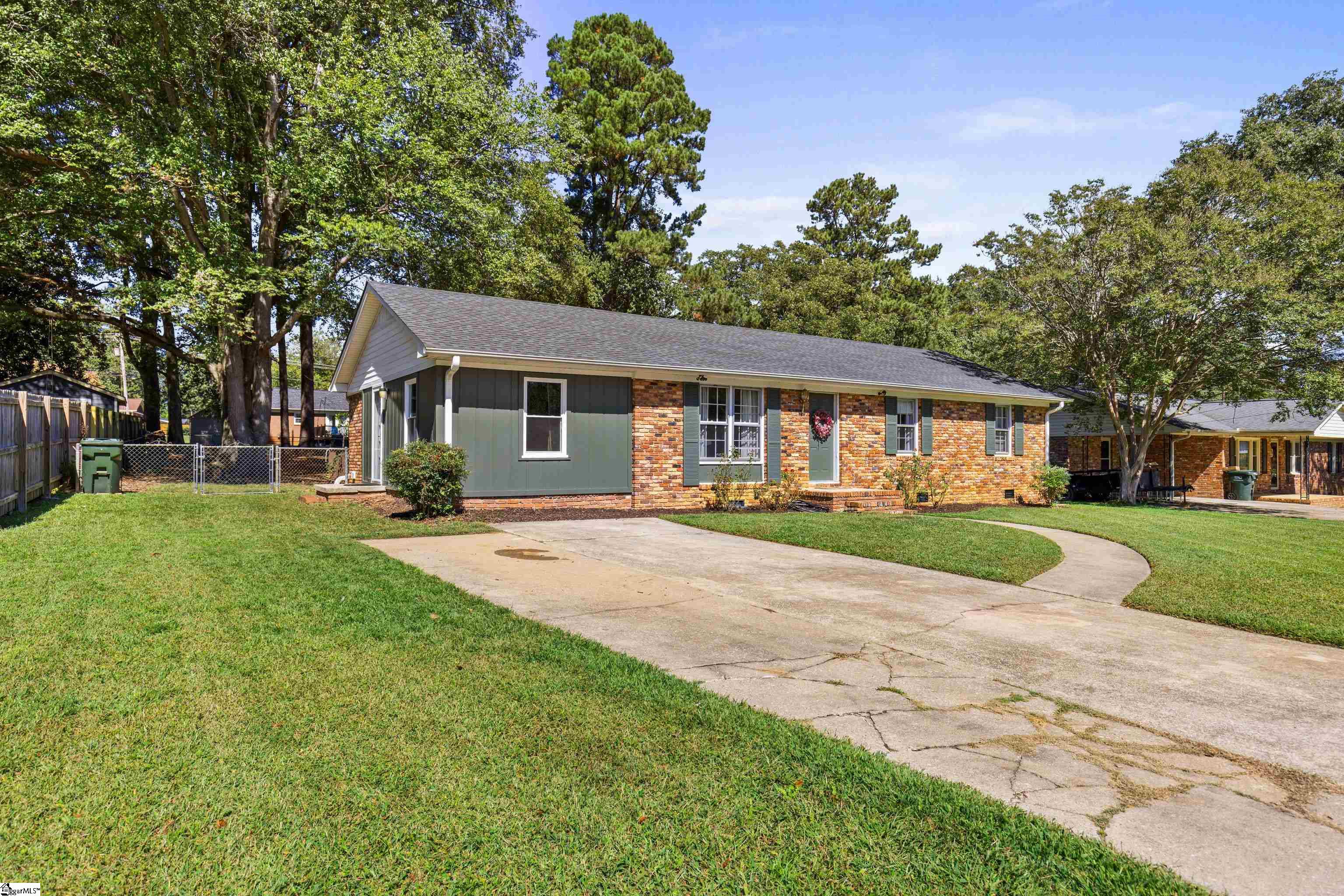 3 Embry Street Taylors, SC 29687