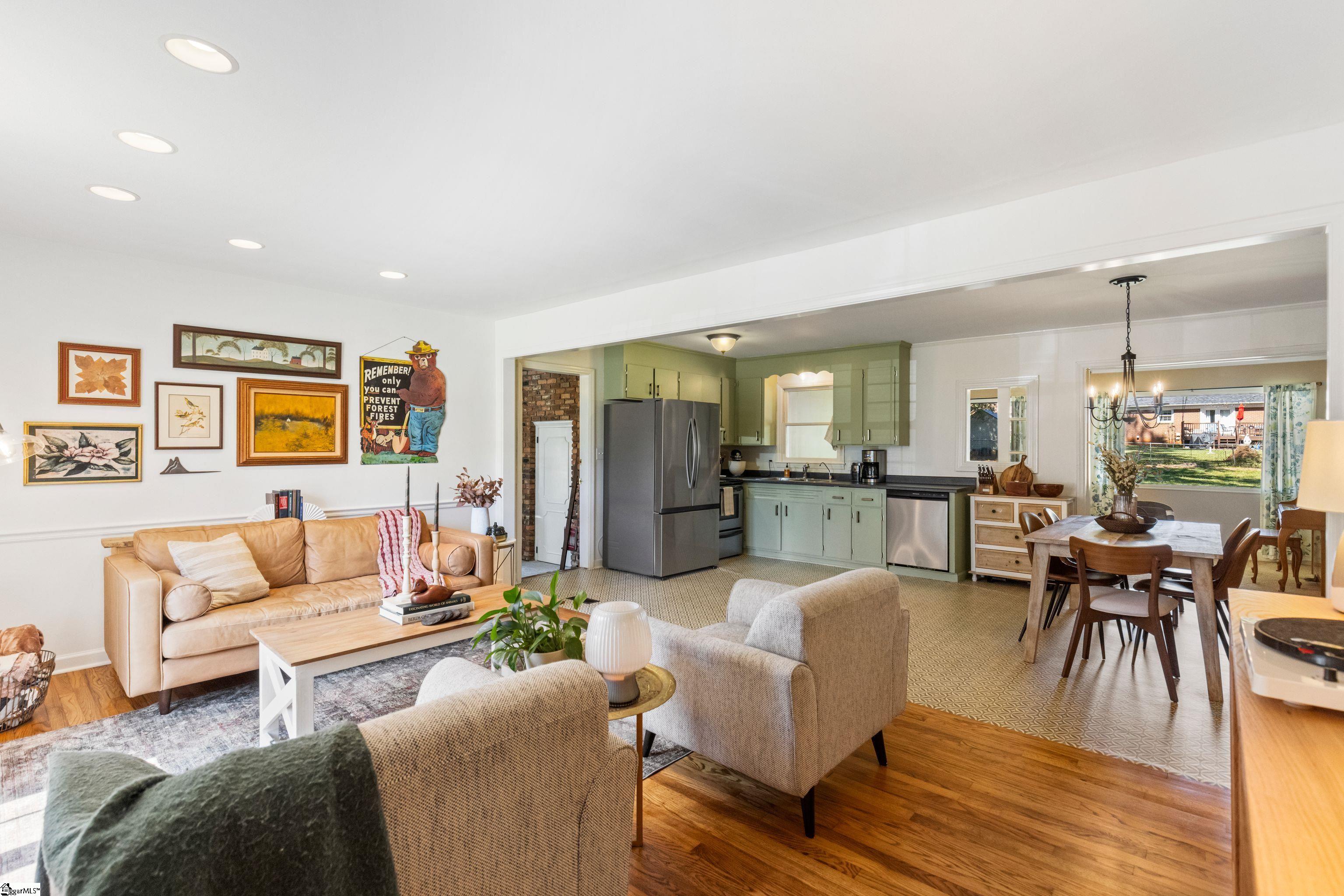 3 Embry Street Taylors, SC 29687
