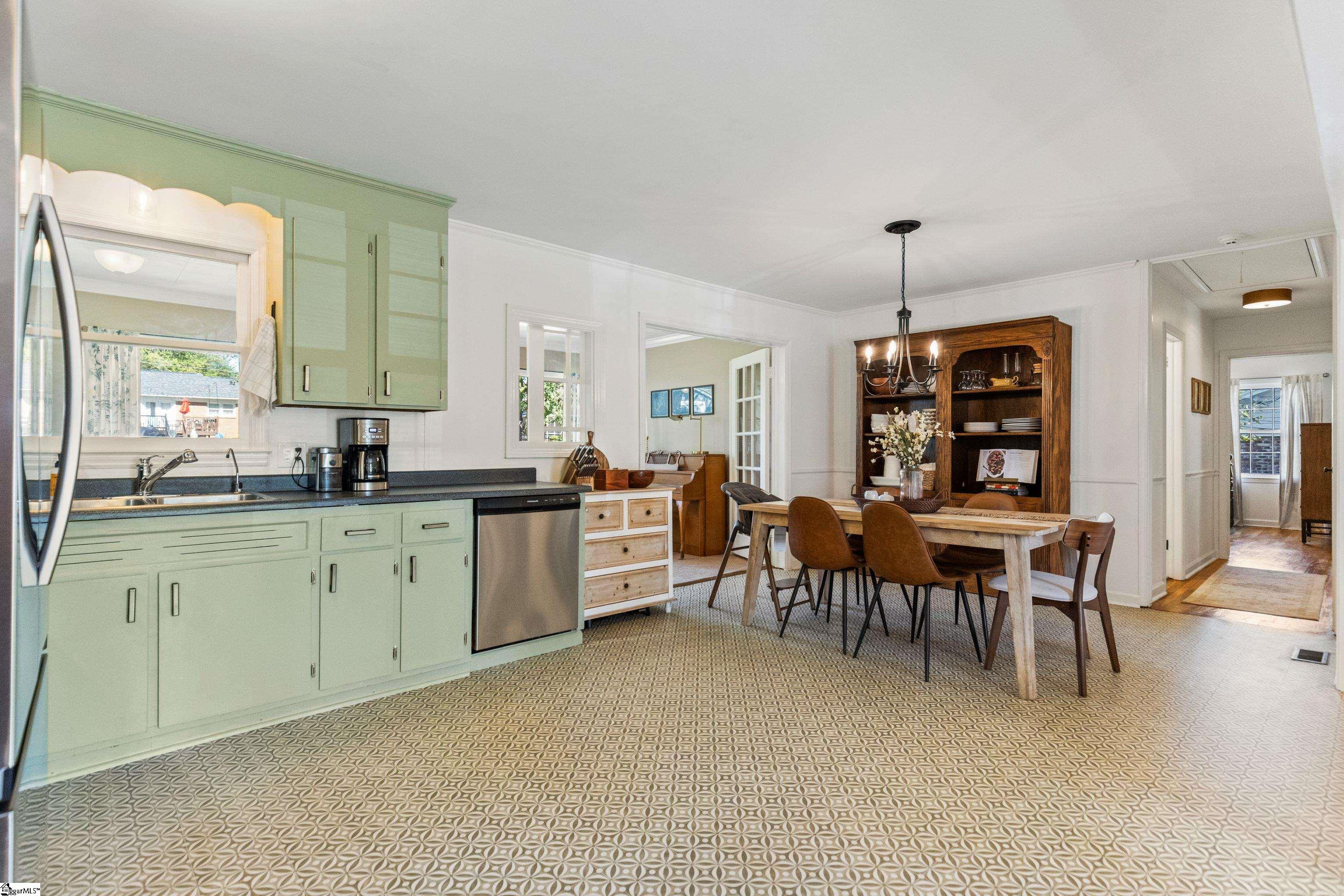 3 Embry Street Taylors, SC 29687