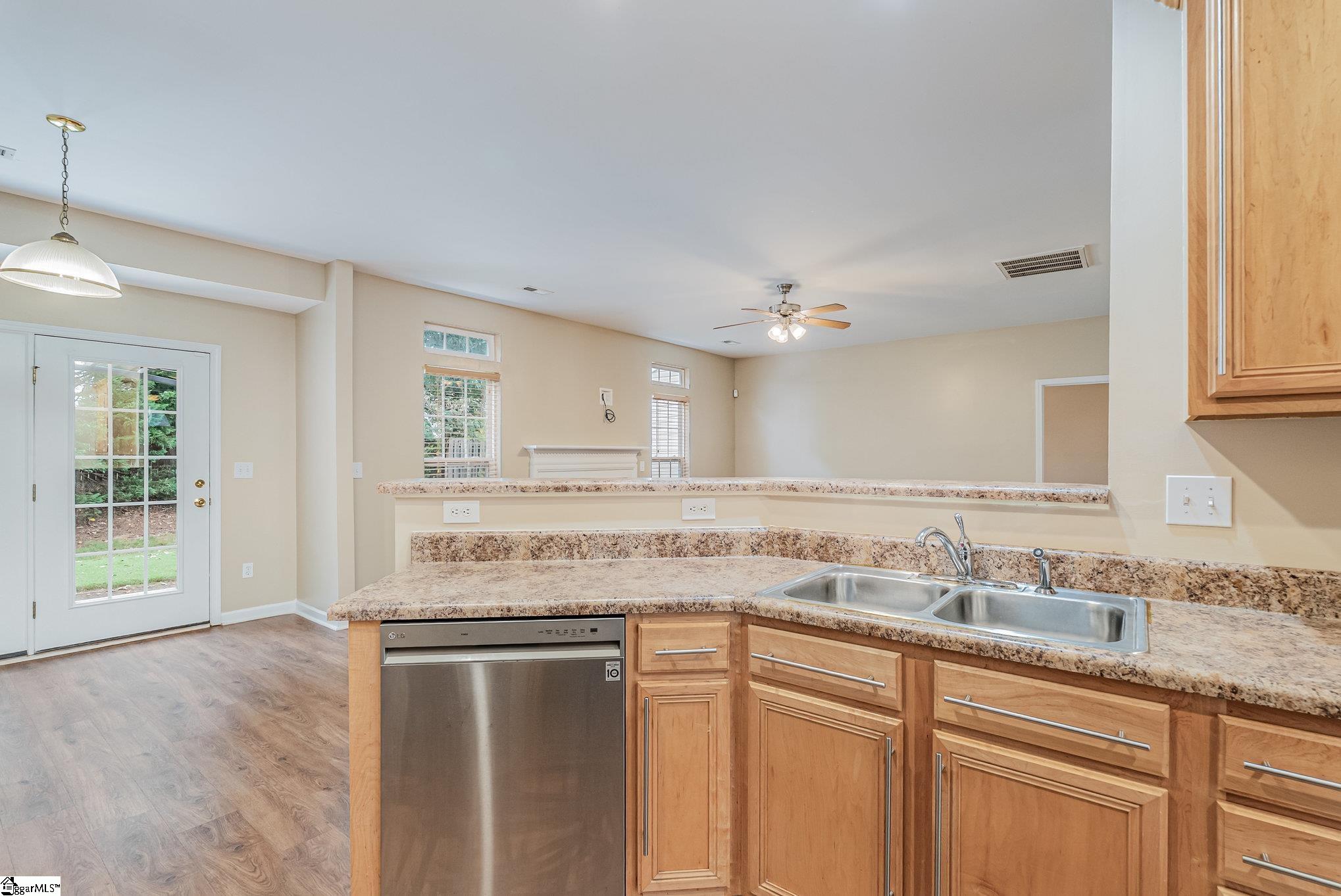 323 Majesty Court Greenville, SC 29615
