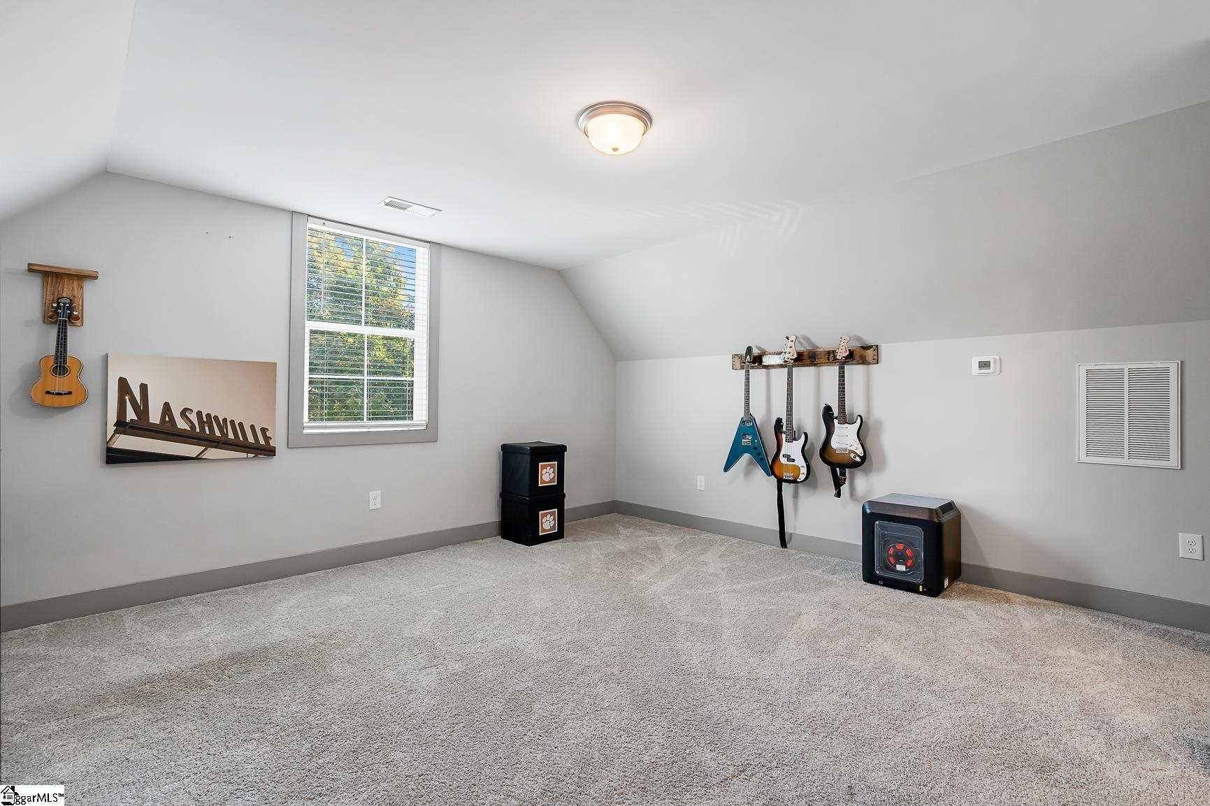 102 Stoneleigh Court Anderson, SC 29621