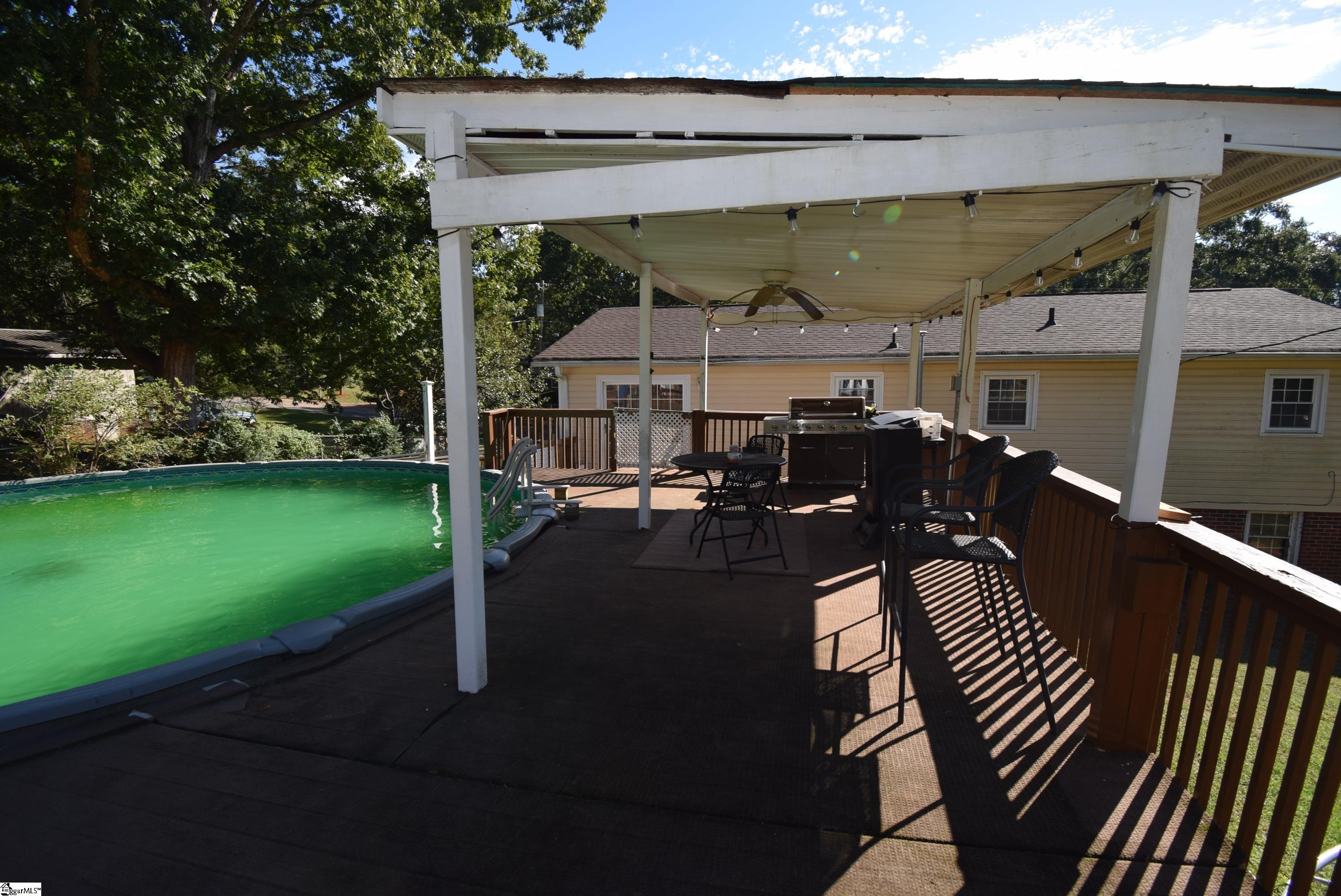 110 Meadow Drive Seneca, SC 29678