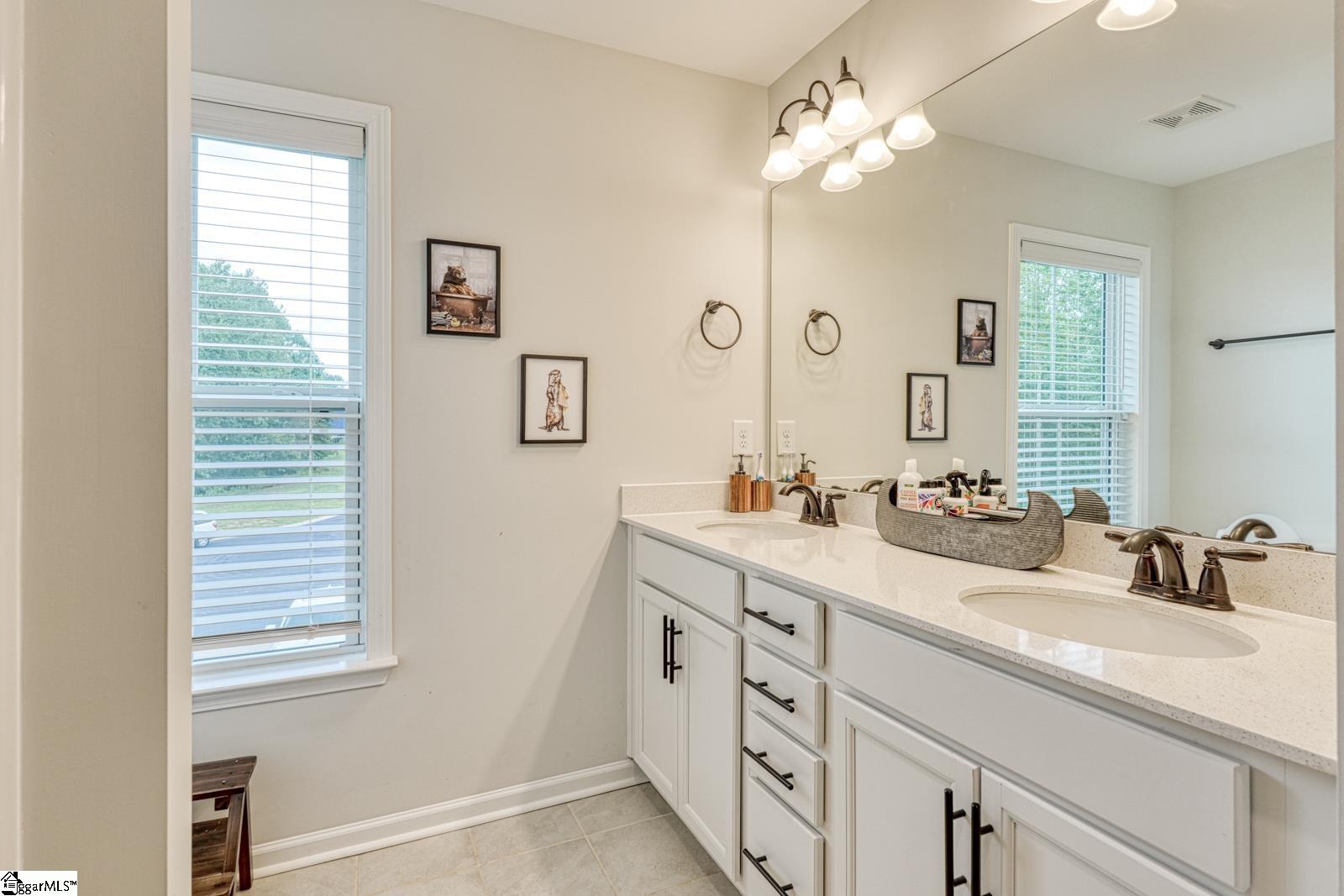 867 Orchard Valley Lane Boiling Springs, SC 29316