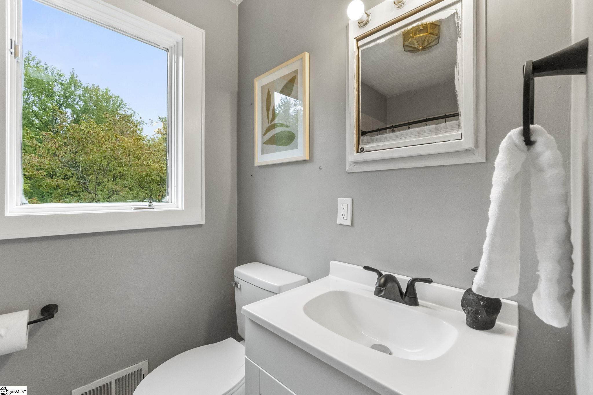 133 Anita Drive Spartanburg, SC 29302