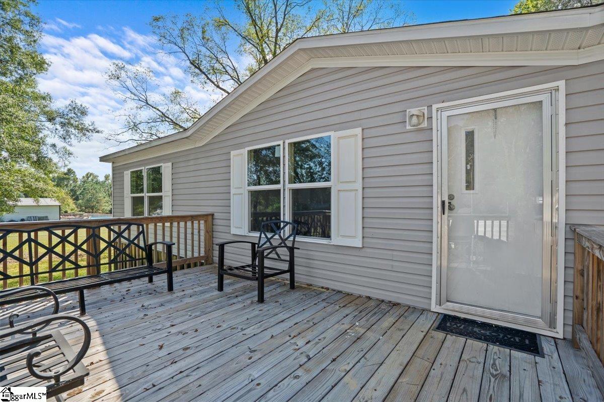 324 Cherokee Falls Road Blacksburg, SC 29702