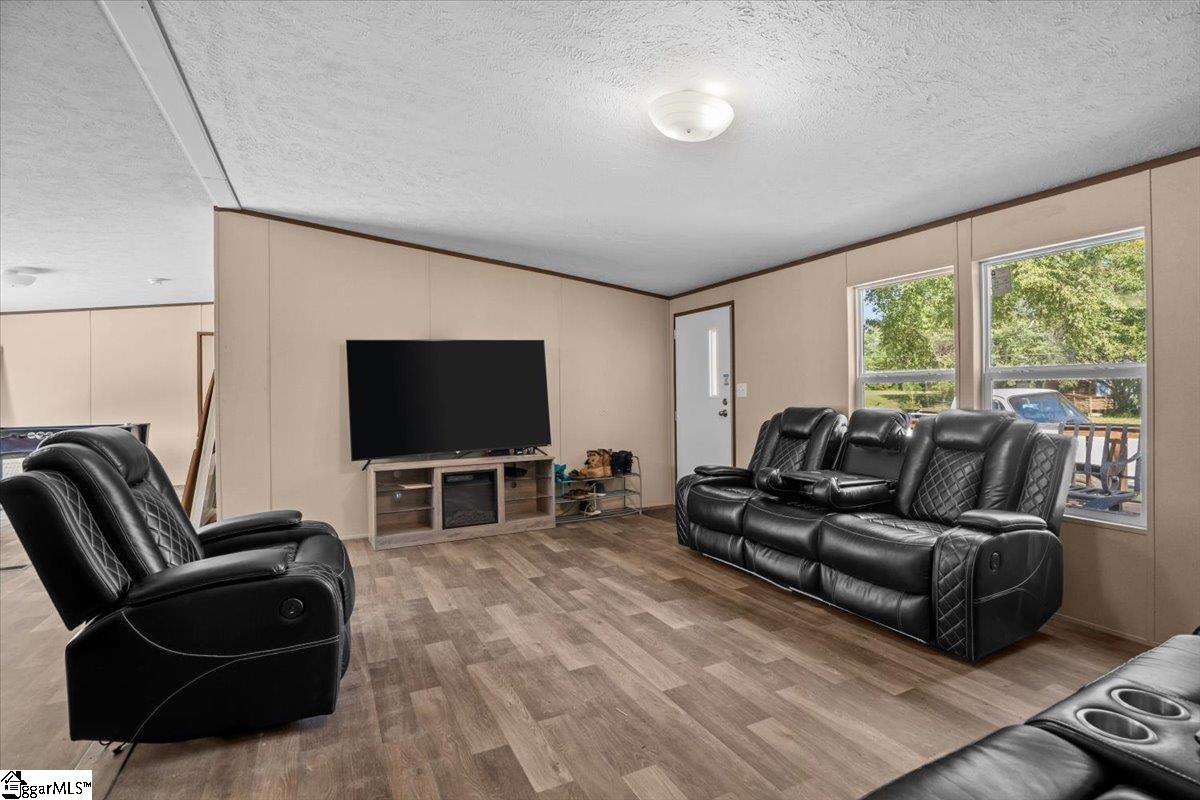 324 Cherokee Falls Road Blacksburg, SC 29702