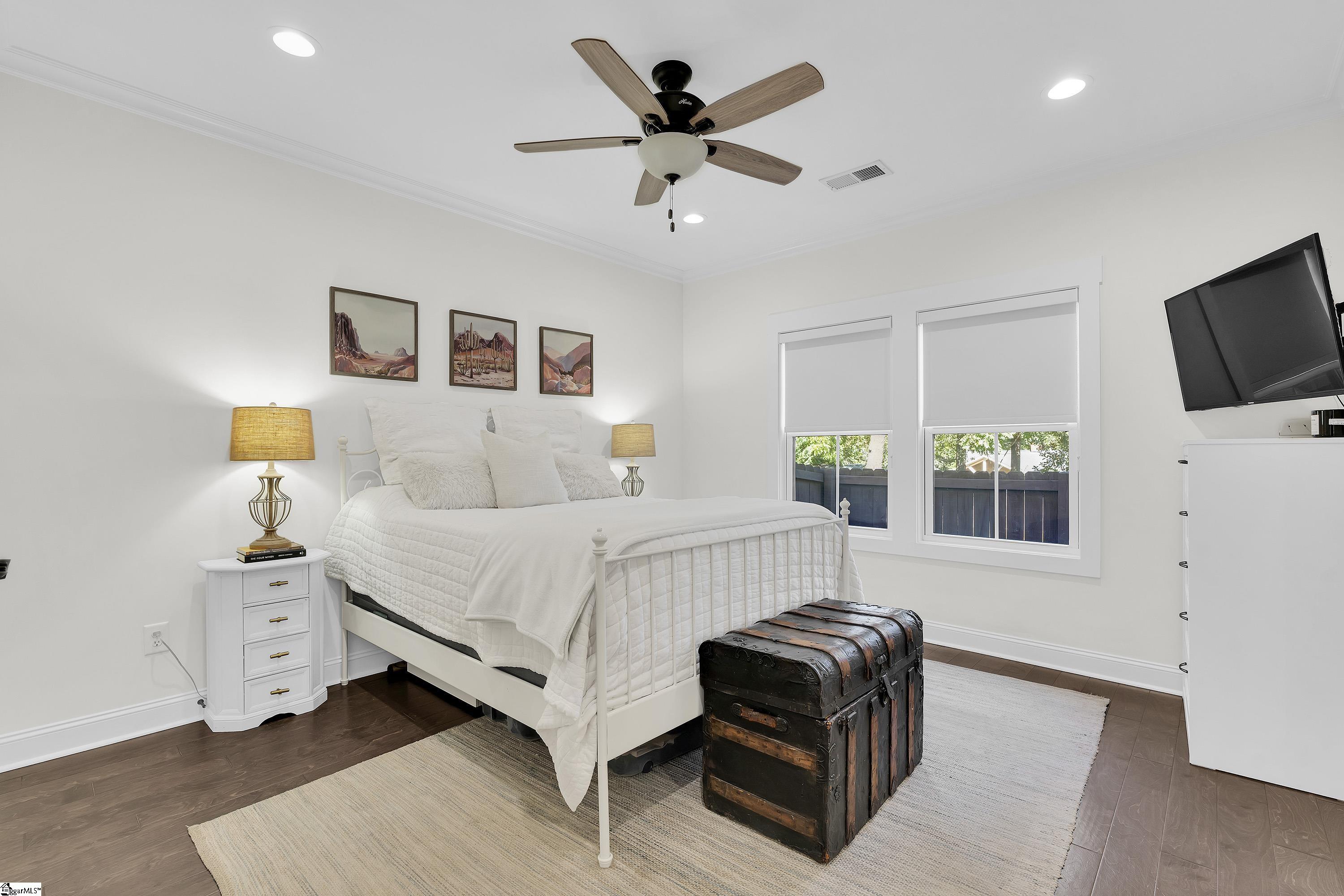16 Ridge Knoll Circle Greenville, SC 29607