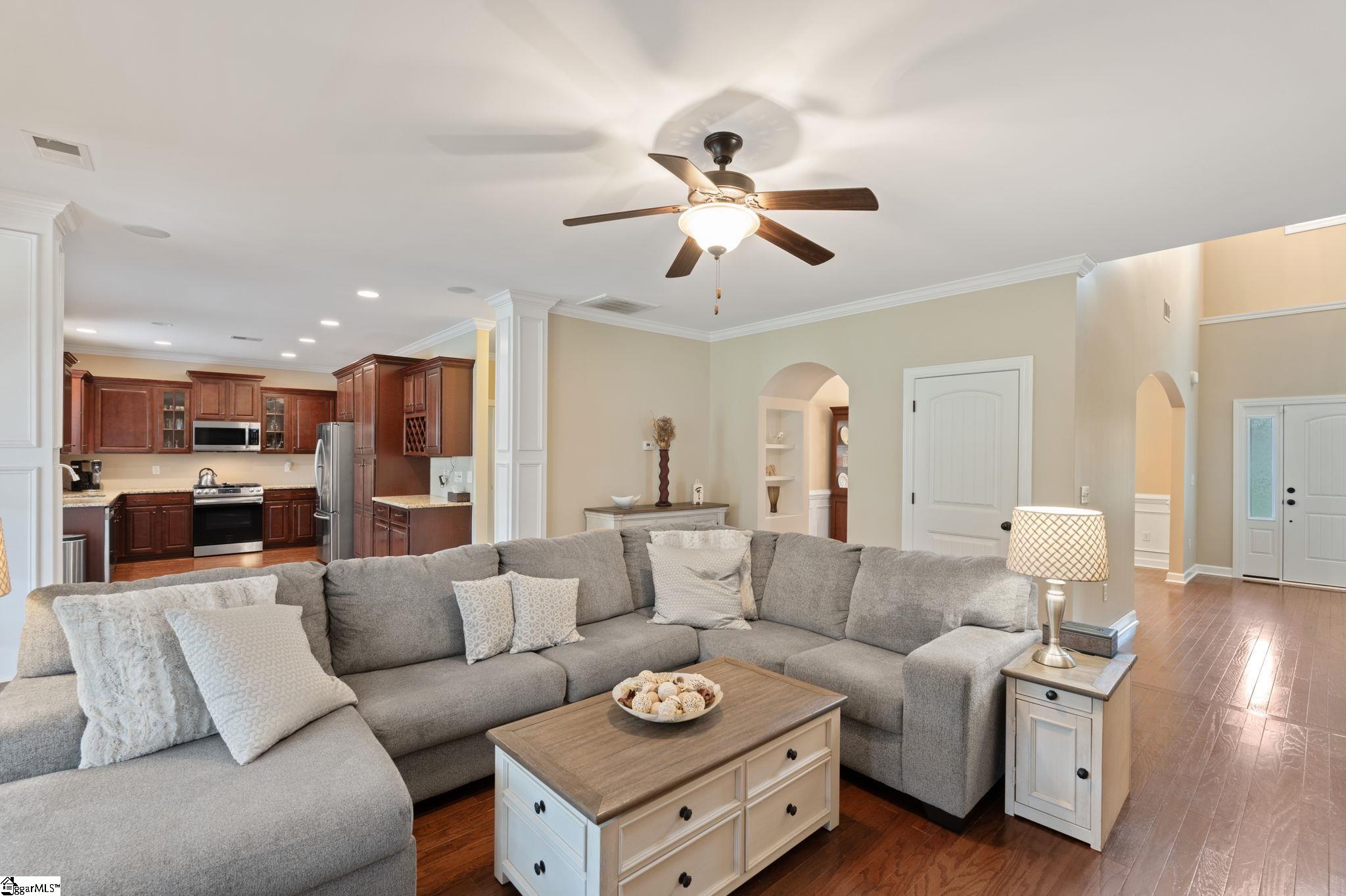 316 Scotts Bluff Drive Simpsonville, SC 29681