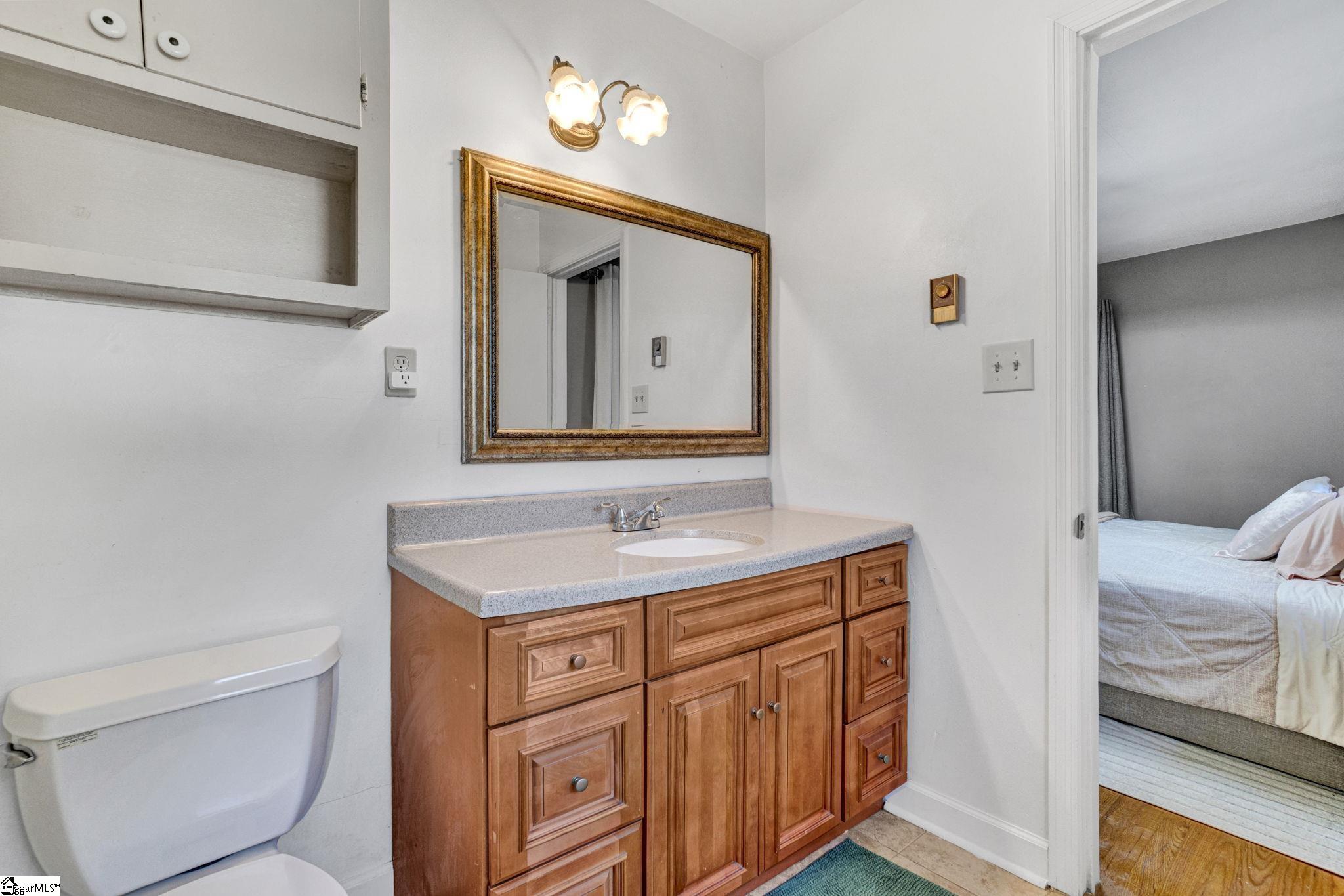 3038 Elmhurst Drive Boiling Springs, SC 29316