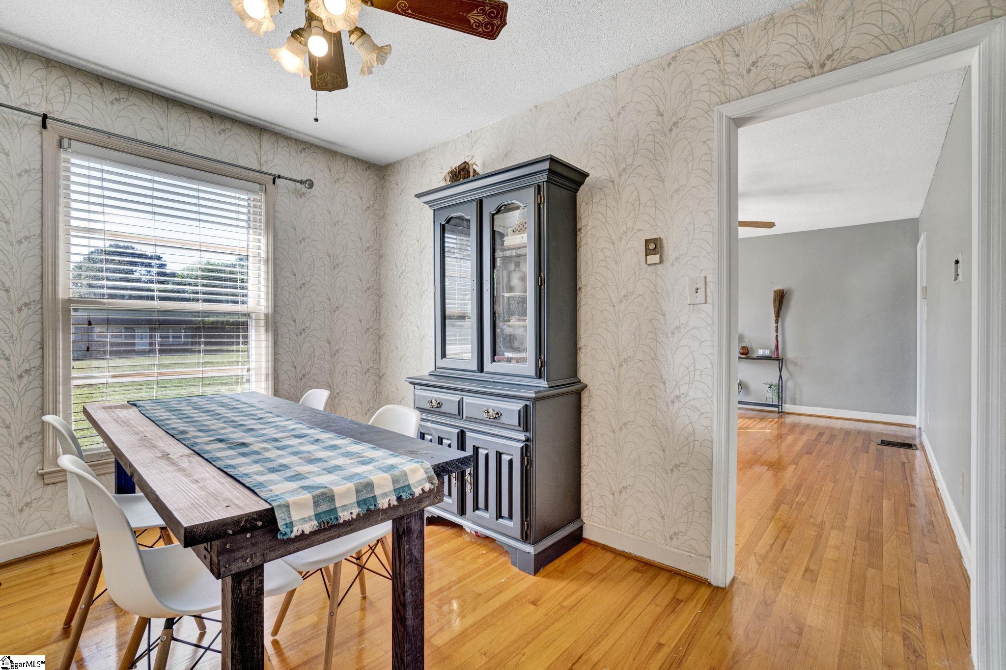 3038 Elmhurst Drive Boiling Springs, SC 29316