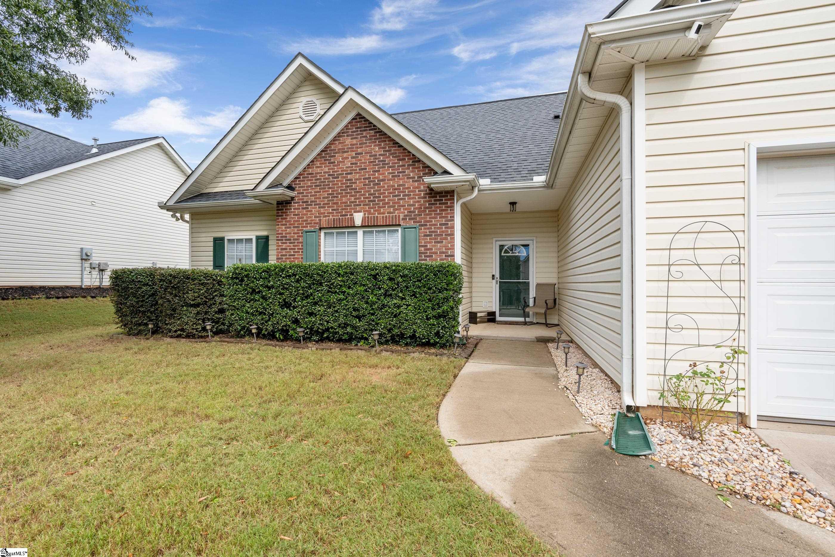 3 Frostweed Court Simpsonville, SC 29680