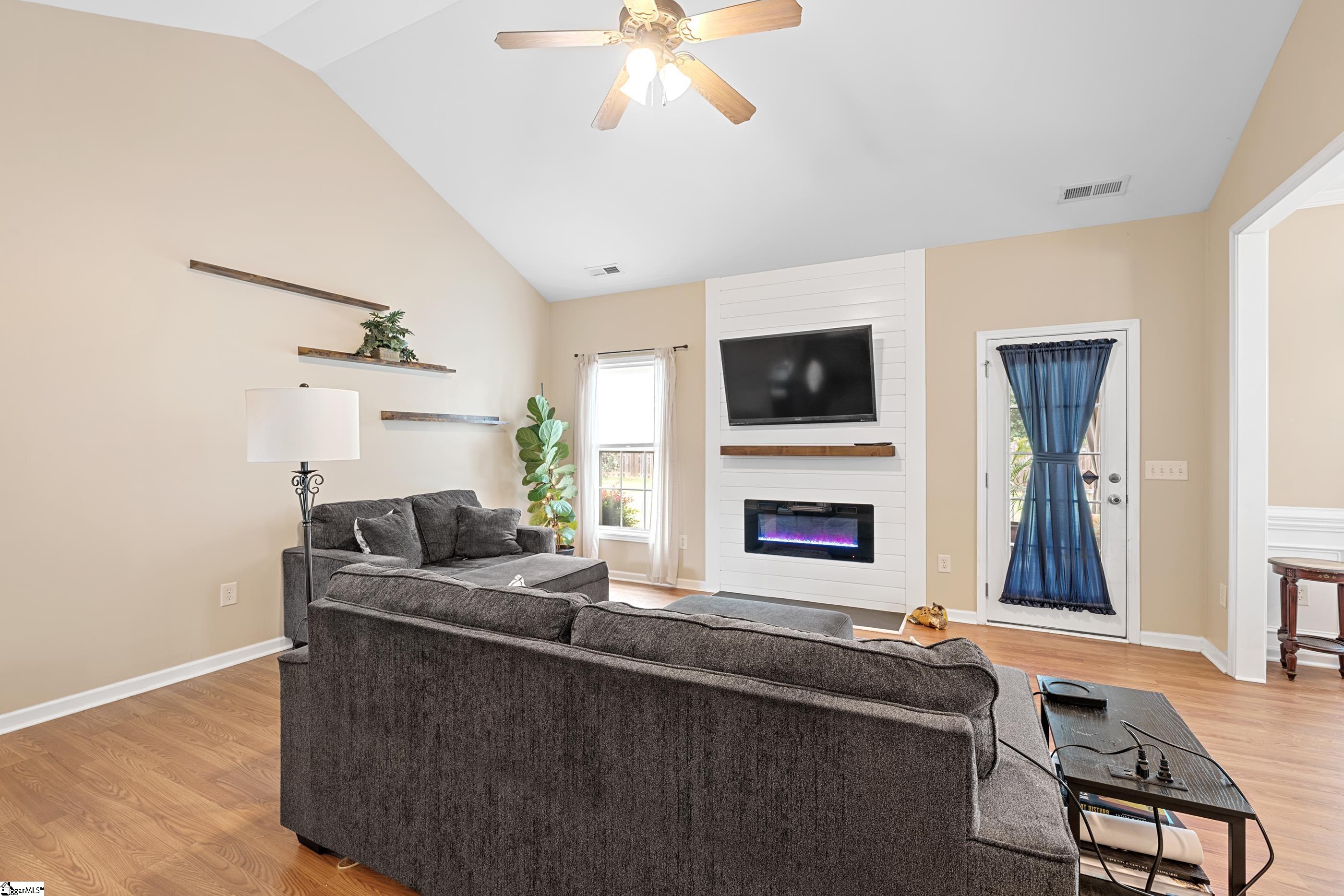 3 Frostweed Court Simpsonville, SC 29680