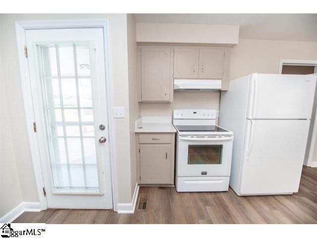 106 Cloverdale Drive Boiling Springs, SC 29316