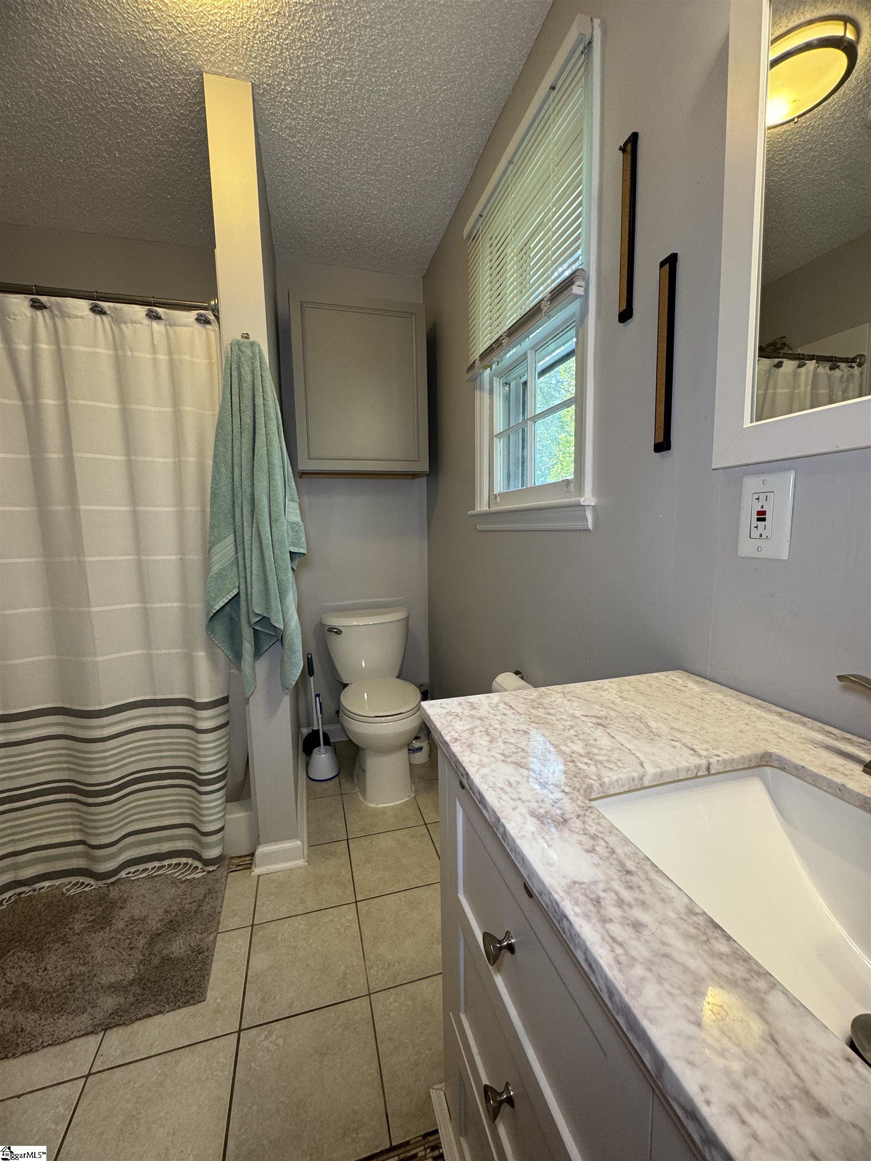 242 Redwood Drive Easley, SC 29642