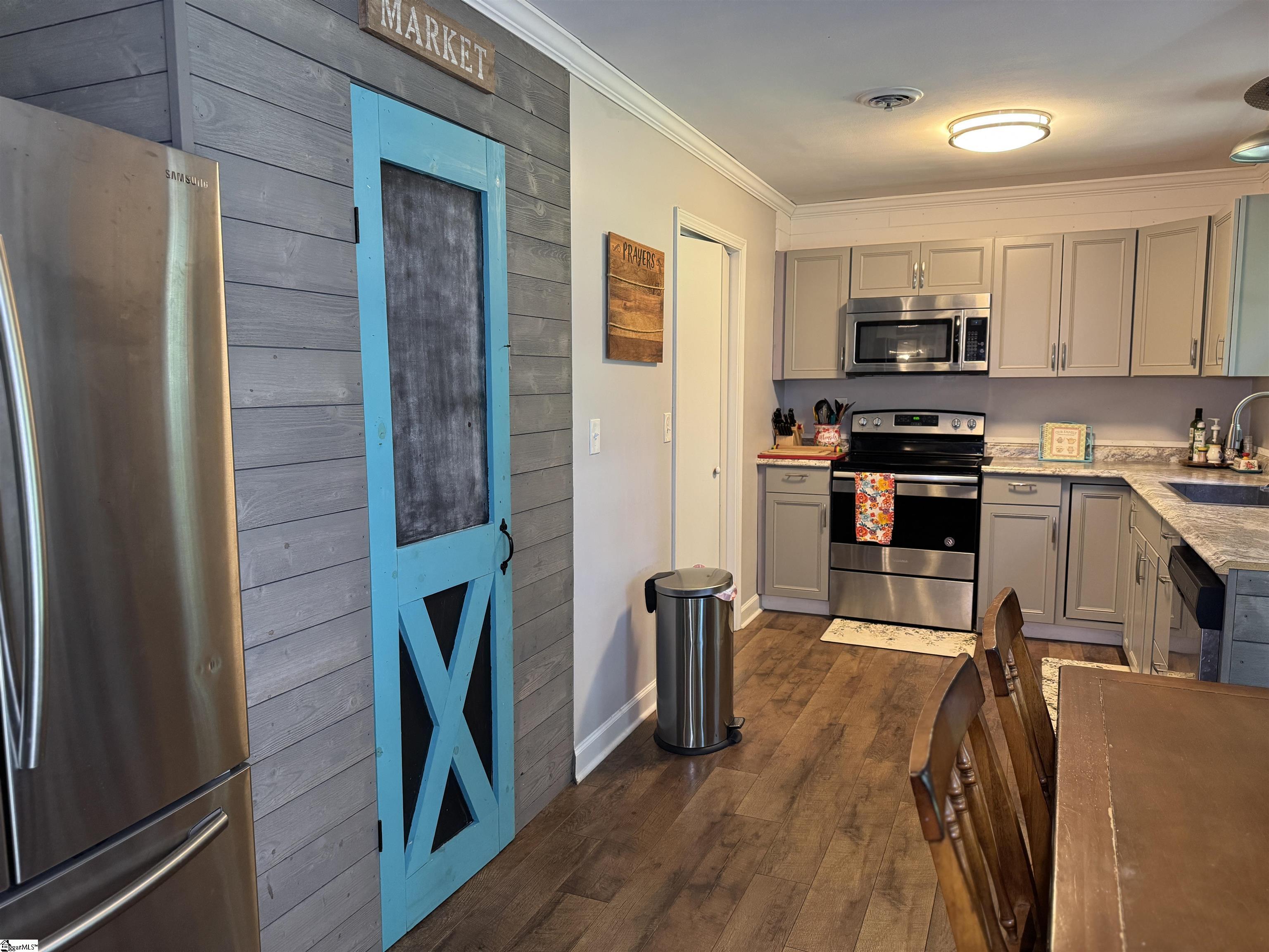 242 Redwood Drive Easley, SC 29642