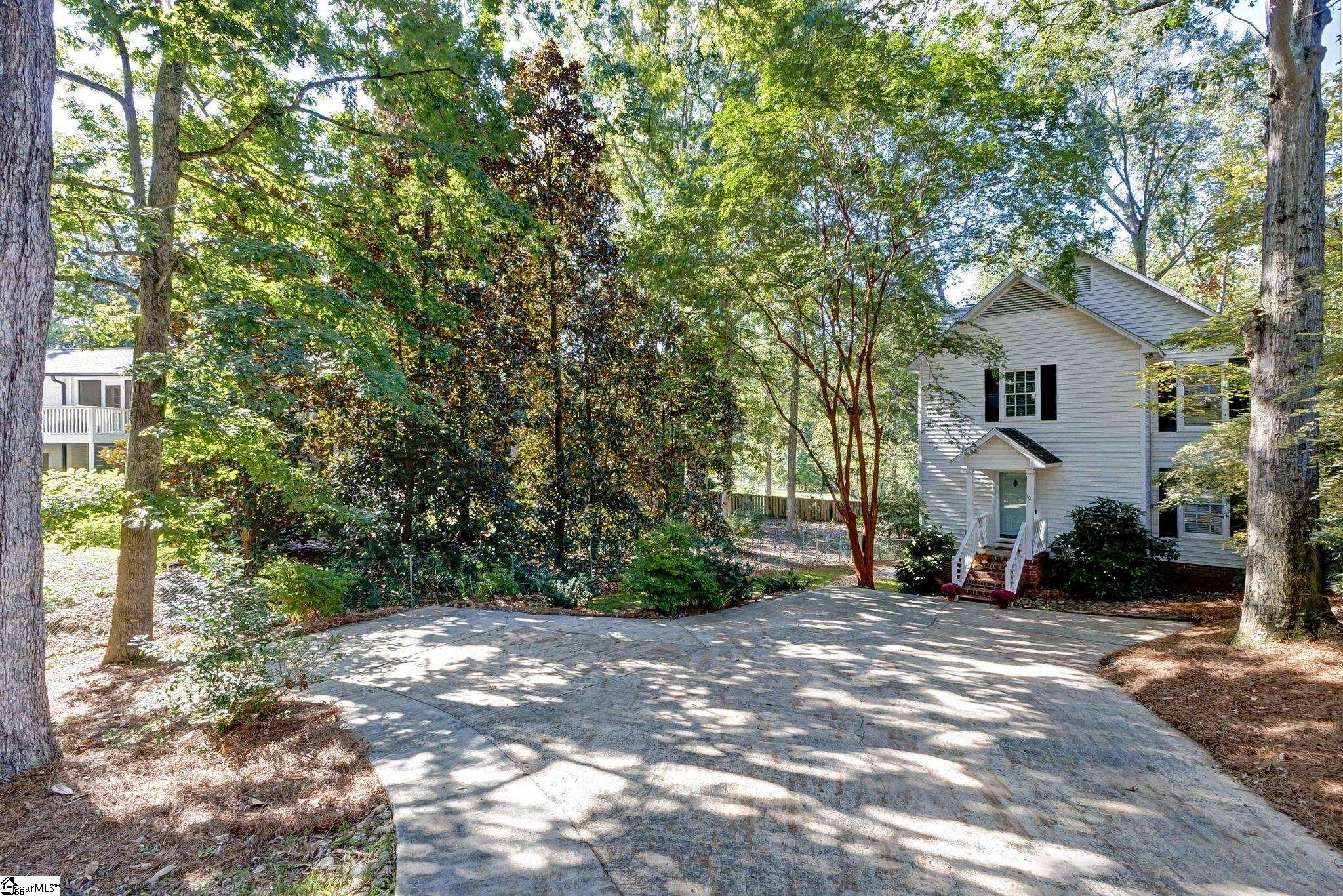 104 Waccamaw Circle Greenville, SC 29605