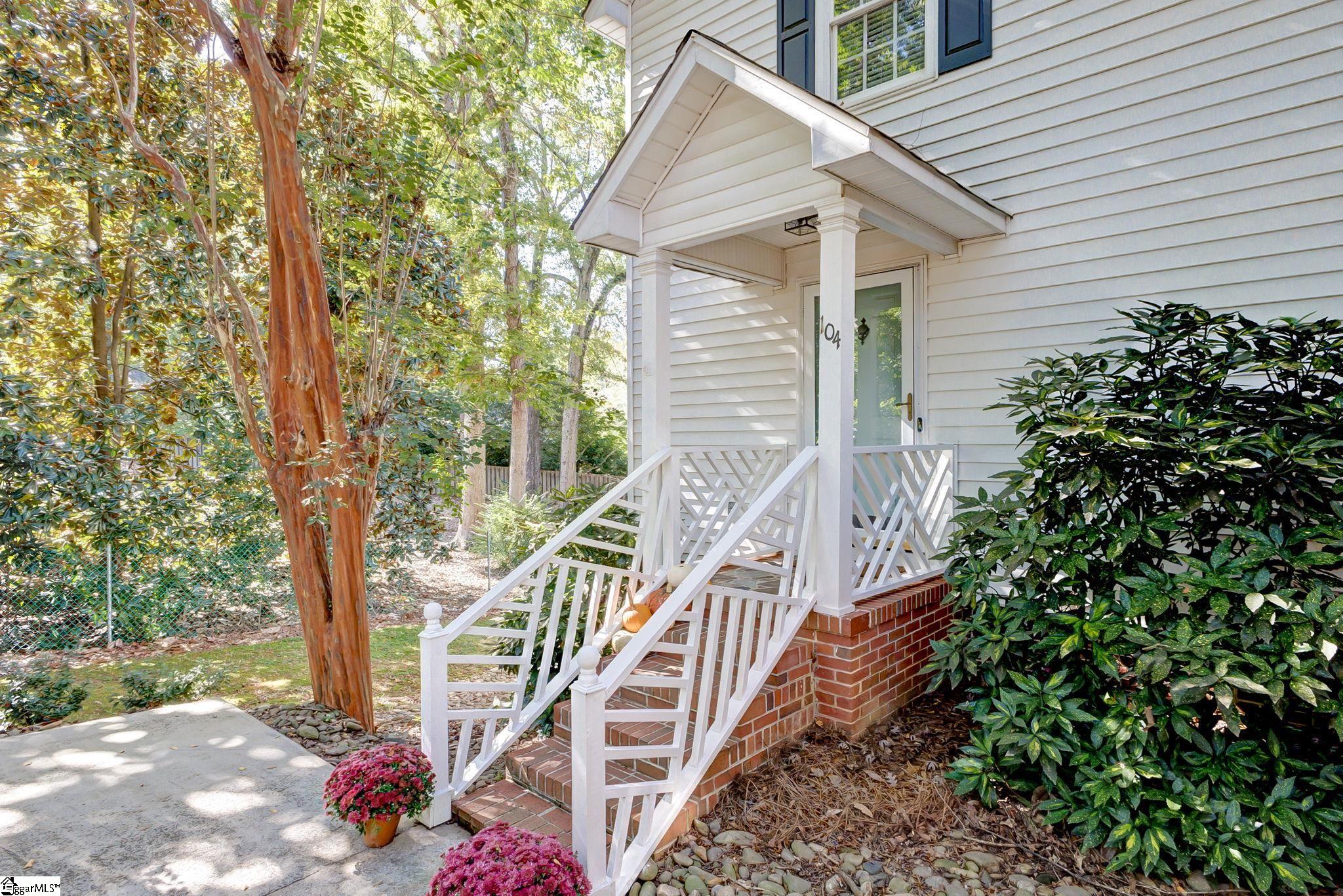 104 Waccamaw Circle Greenville, SC 29605