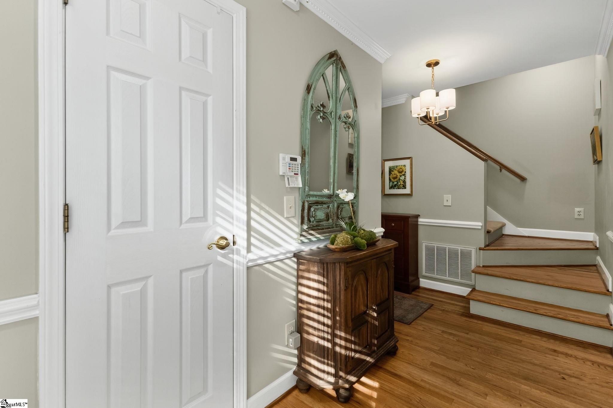 104 Waccamaw Circle Greenville, SC 29605