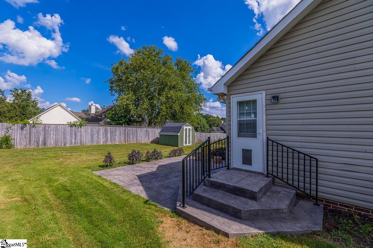 1102 Dunwoody Drive Simpsonville, SC 29681